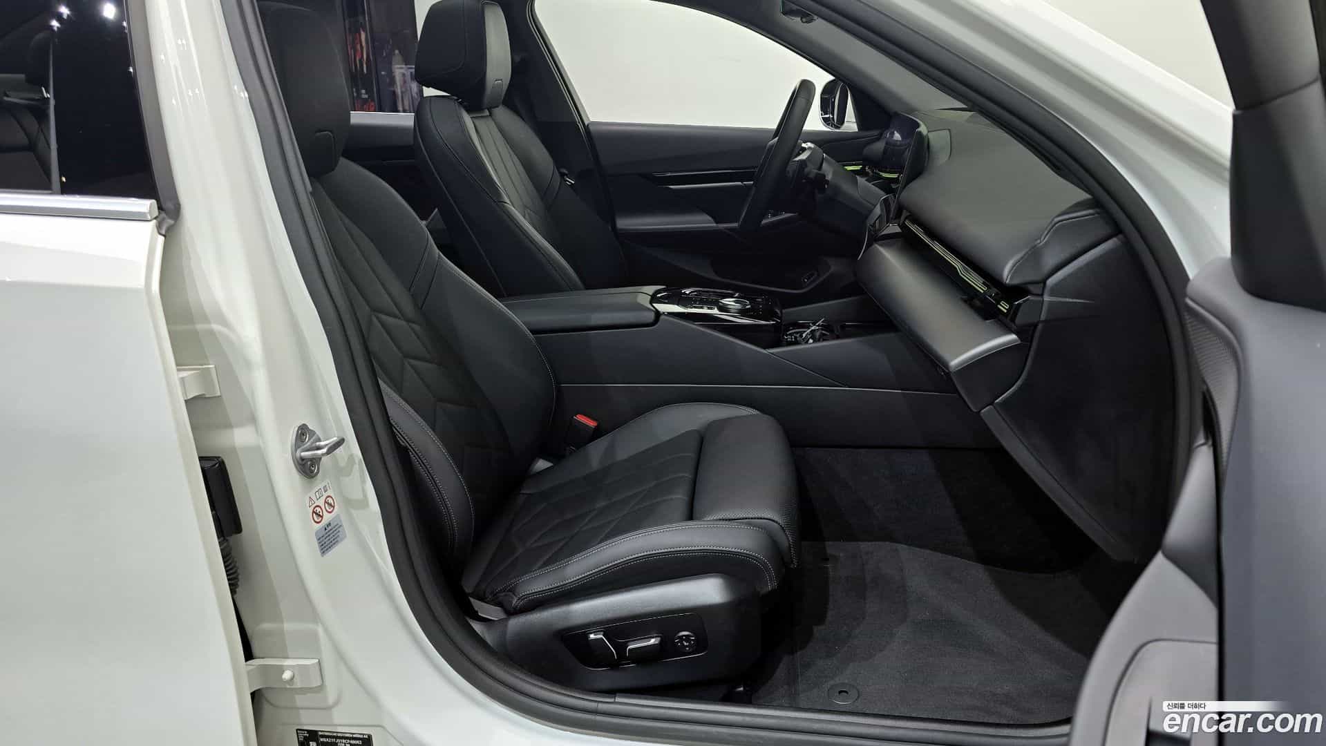 5-Series BMW 2023.10-OPTION-016