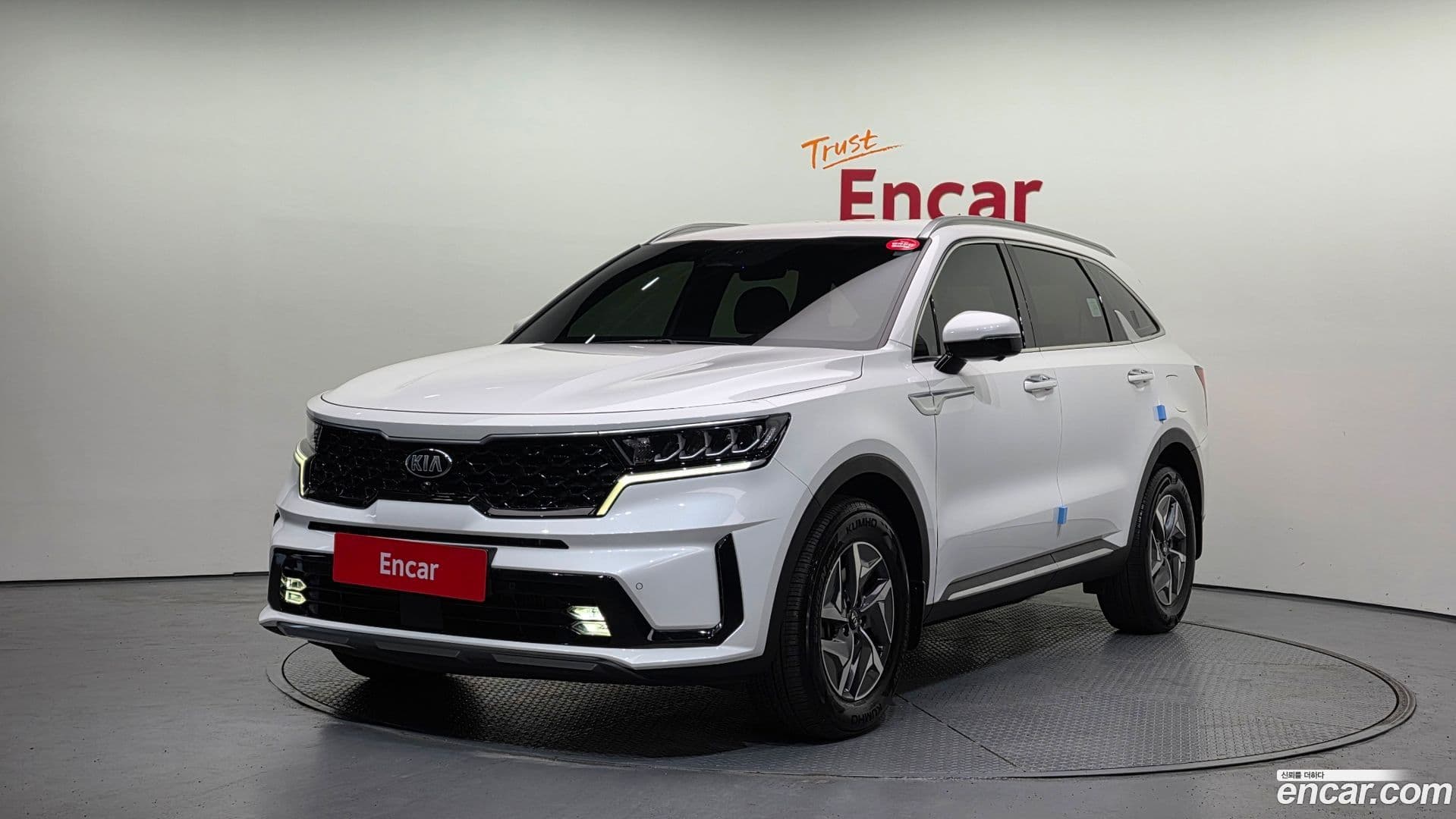 Main__Slider__Photo:Sorento Kia 2021.1-0