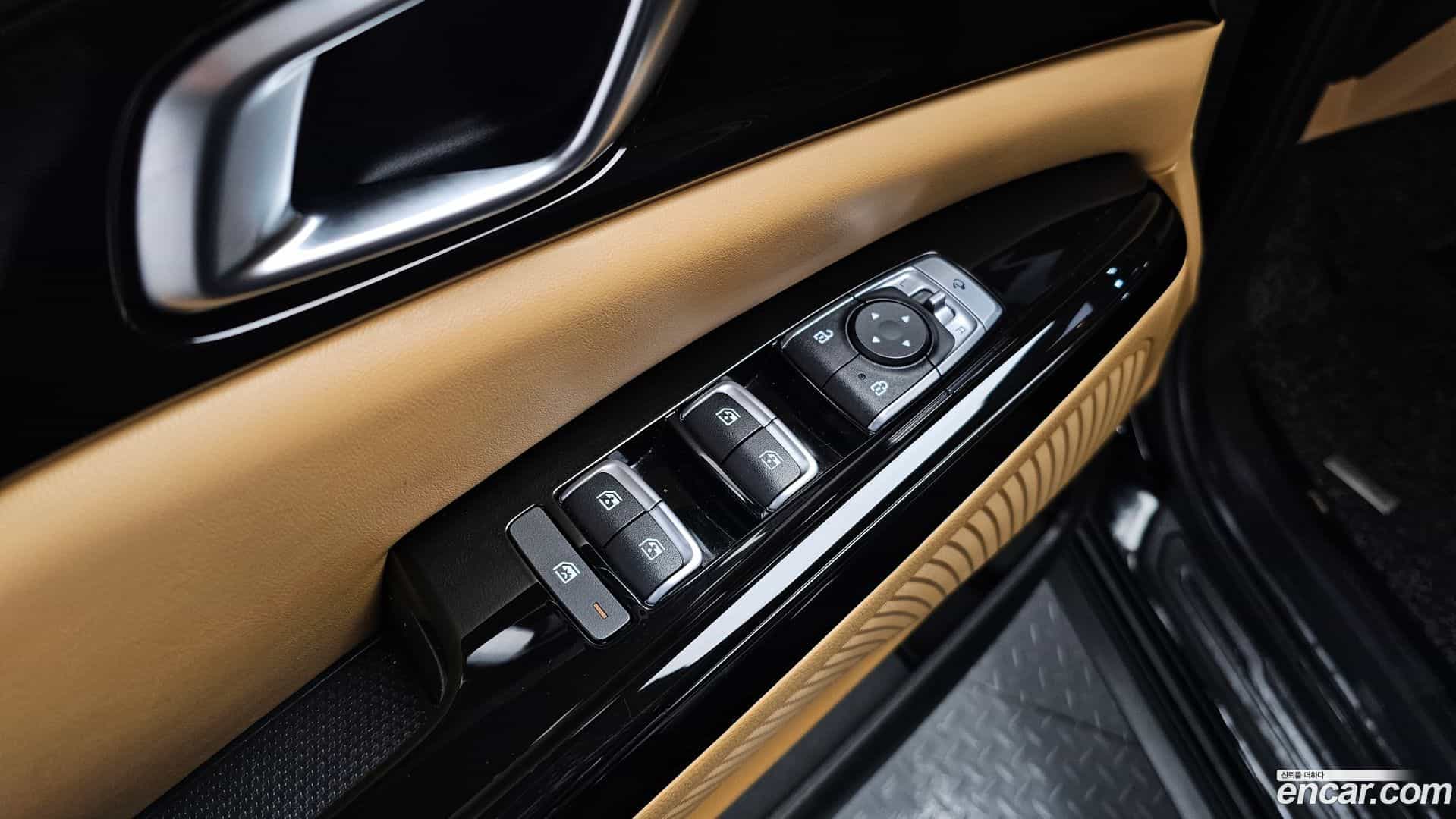Canival Kia 2020.8-OPTION-021