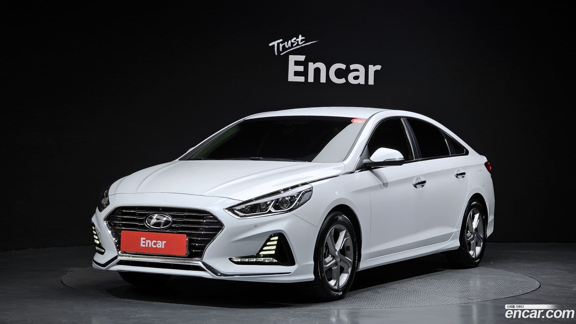 Main__Slider__Photo:Sonata Hyundai 2017.9-0