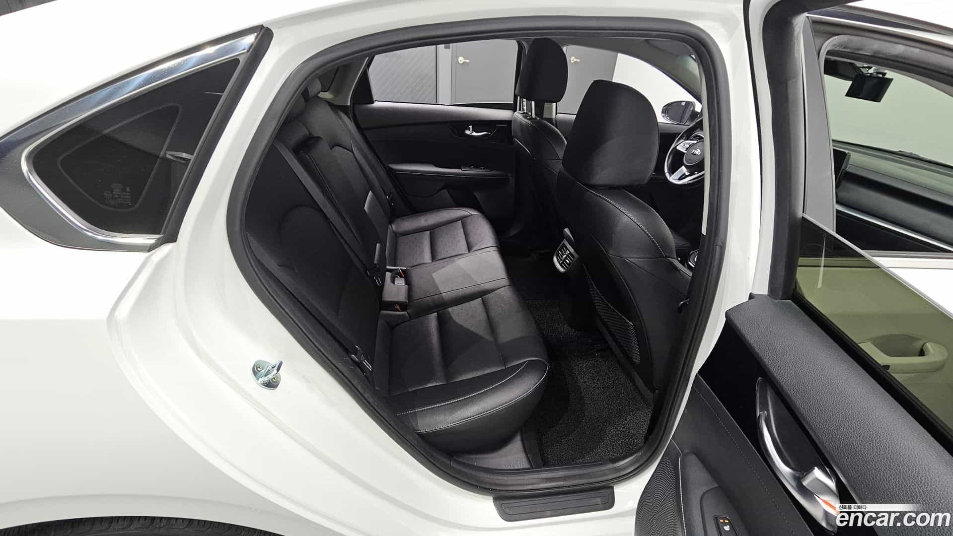 K3 Kia 2021.1-OPTION-016