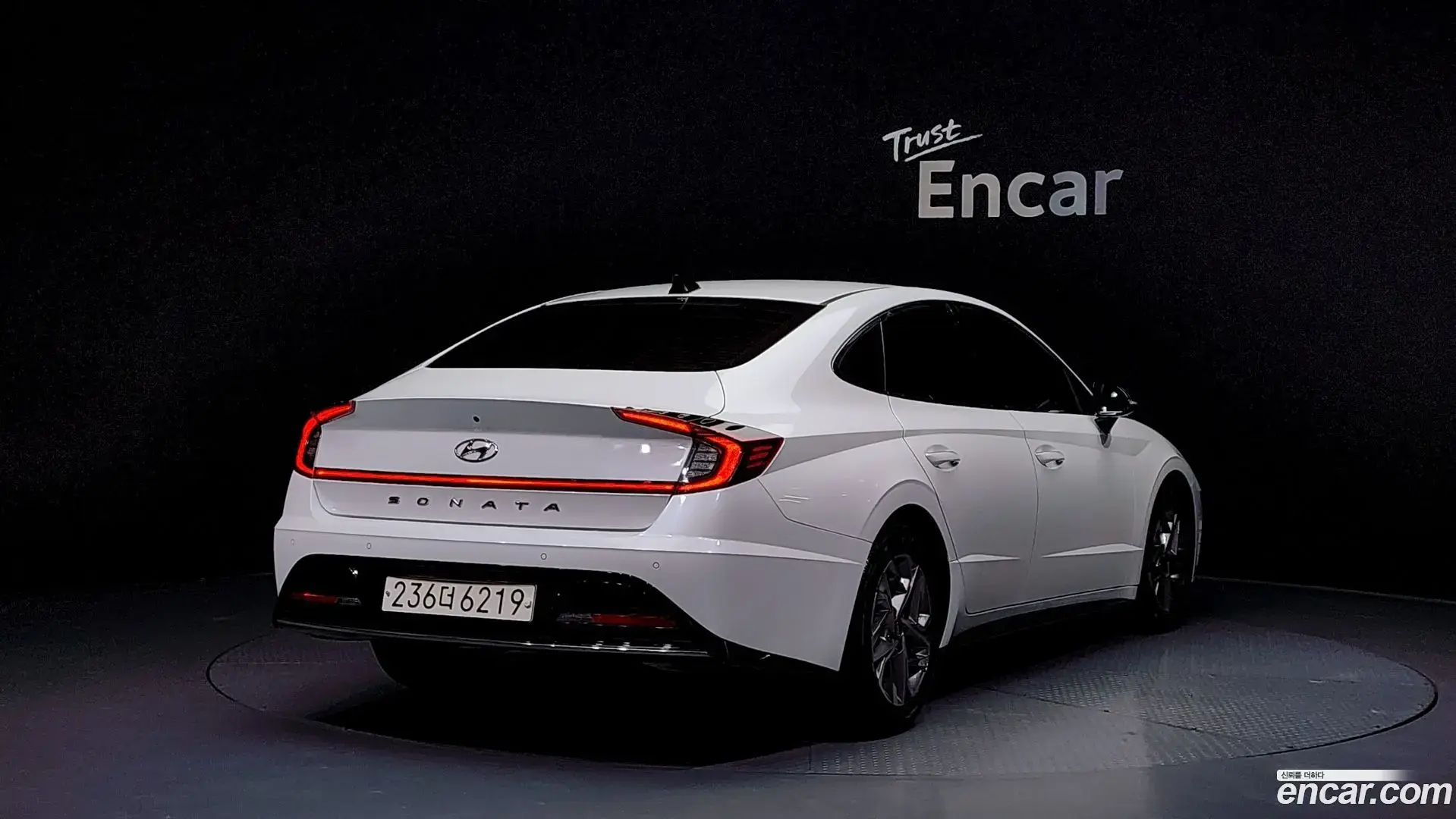 Main__Slider__Photo:Sonata Hyundai 2022.5-1