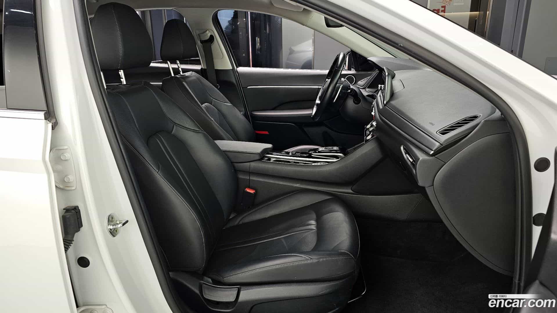 Sonata Hyundai 2022.4-INNER-010