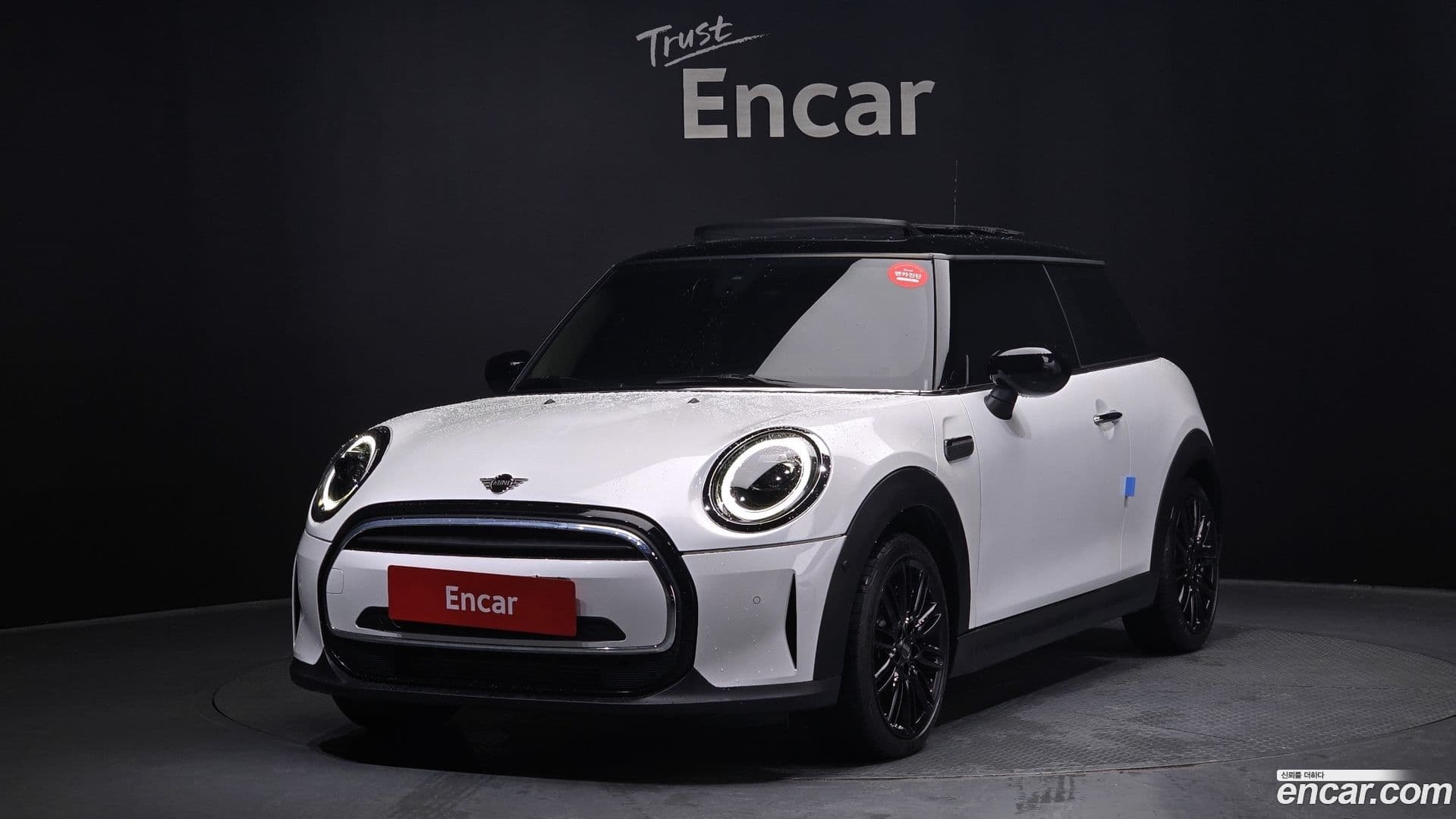 Main__Slider__Photo:Cooper Mini 2024.1-0