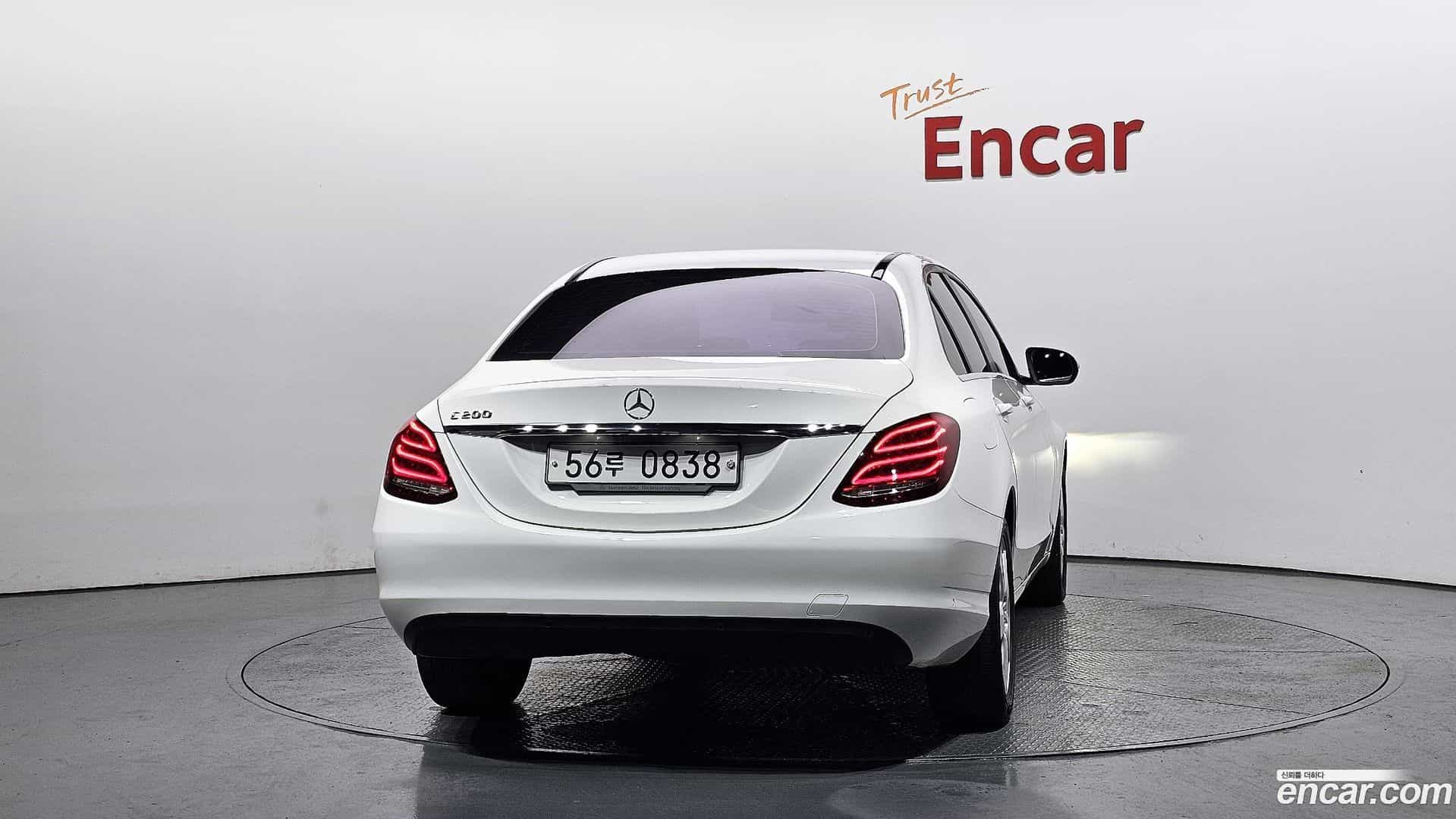 C-Class Mercedes-Benz 2015.9-OUTER-004