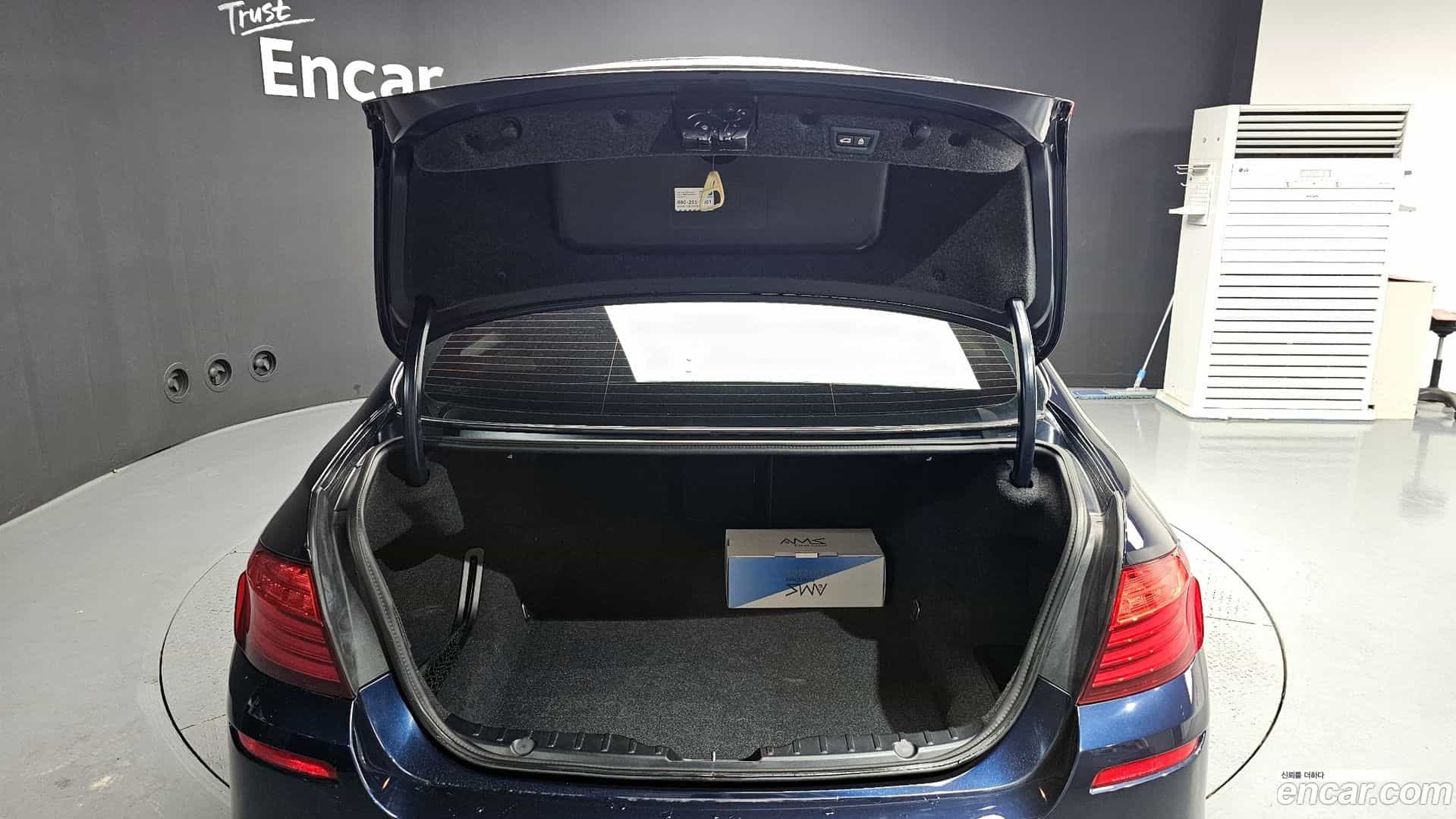 5-Series BMW 2014.8-OPTION-024