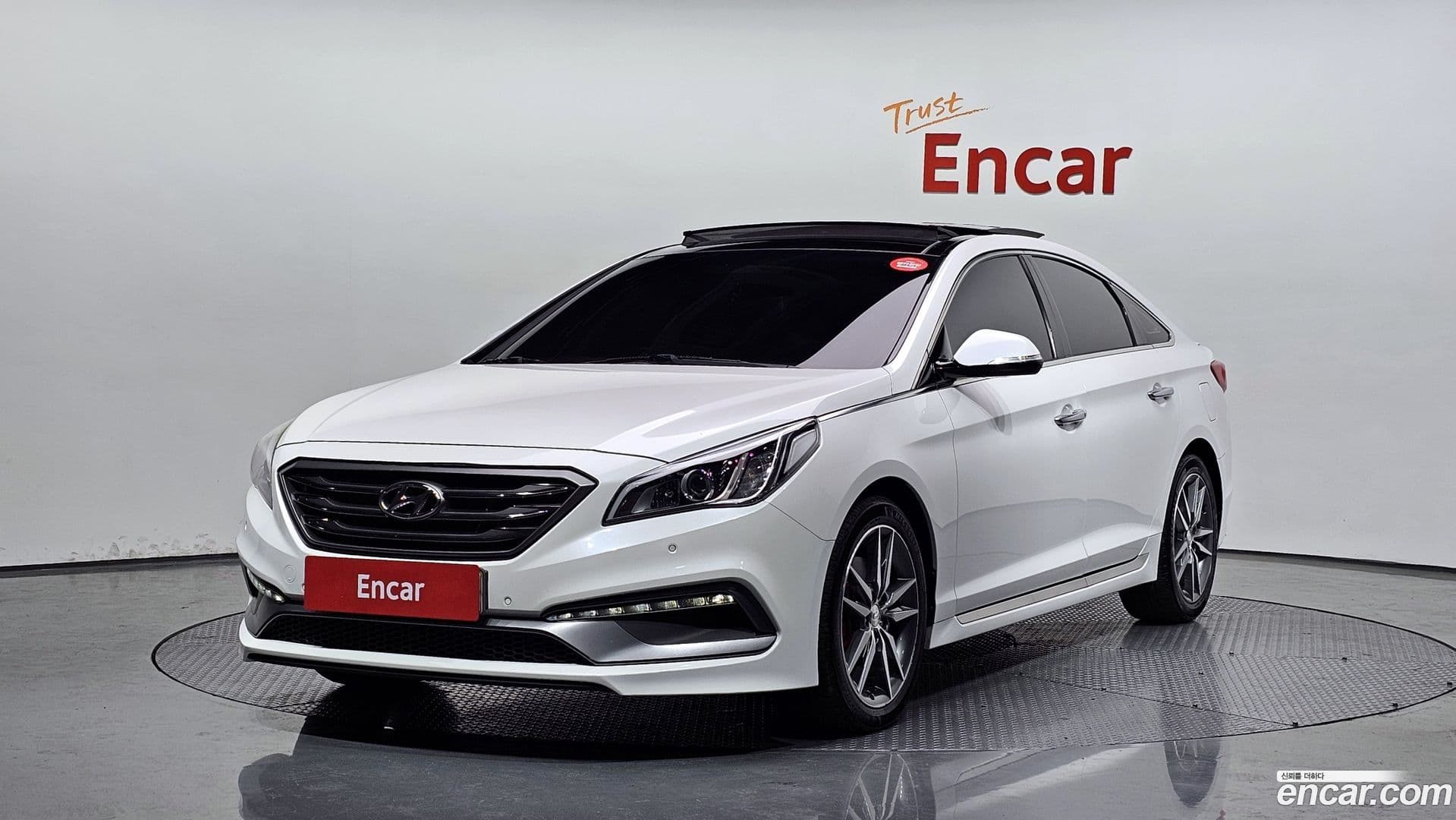 Main__Slider__Photo:Sonata Hyundai 2015.5-0