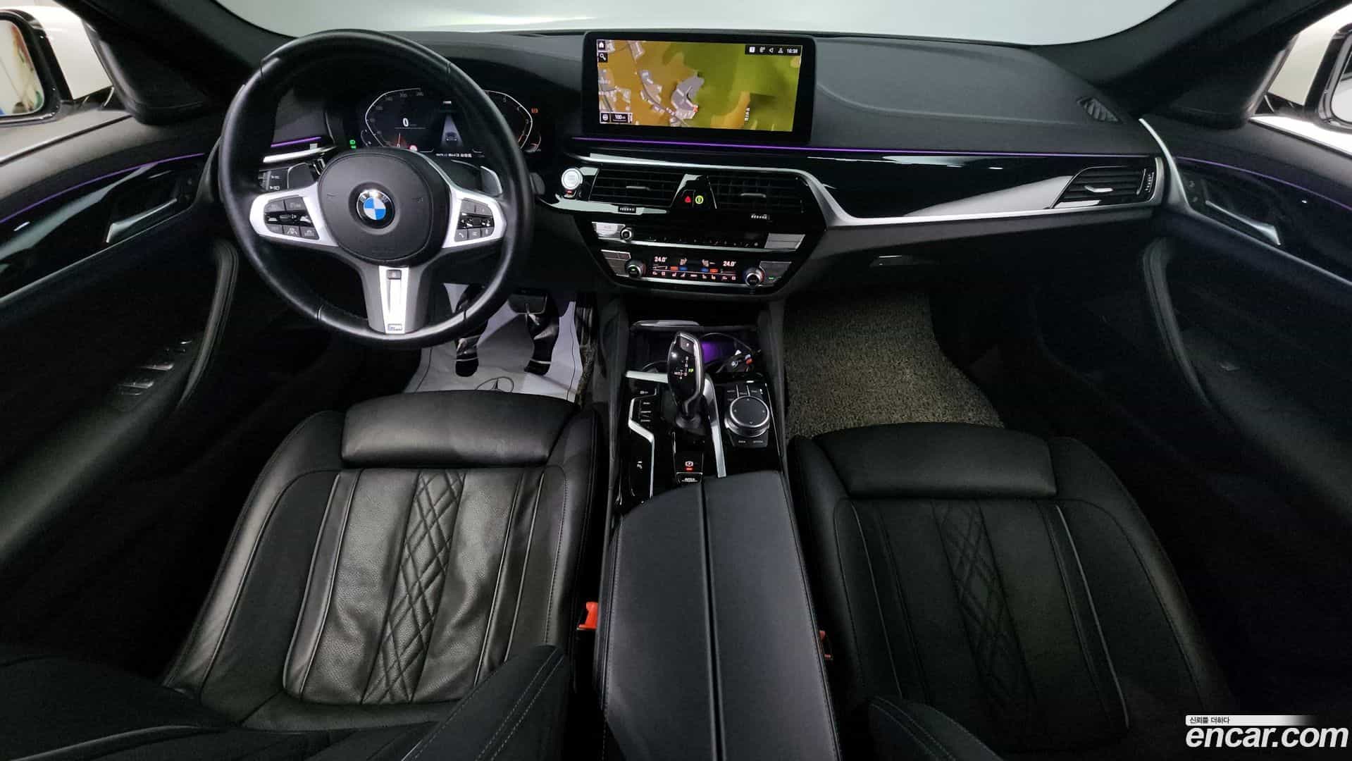 5-Series BMW 2022.2-INNER-007