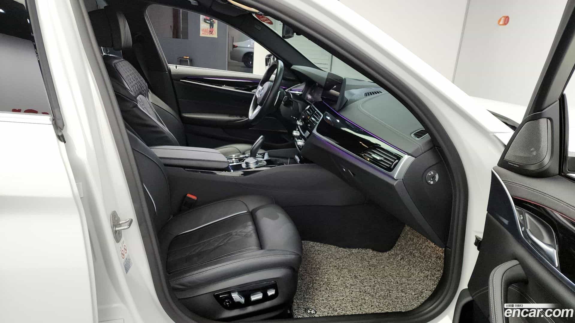 5-Series BMW 2022.2-OPTION-016
