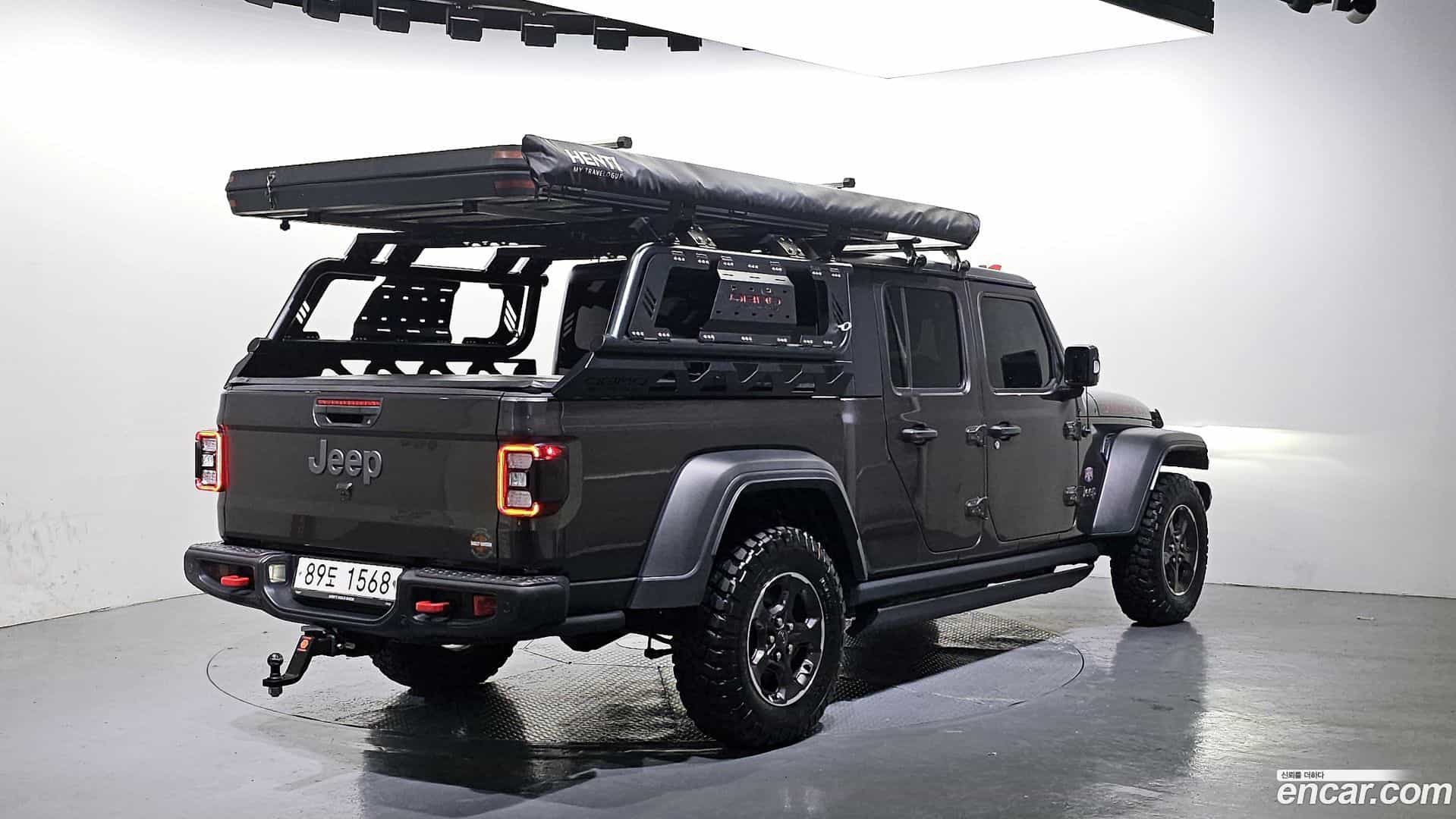 Gladiator Jeep 2021.2-OUTER-002