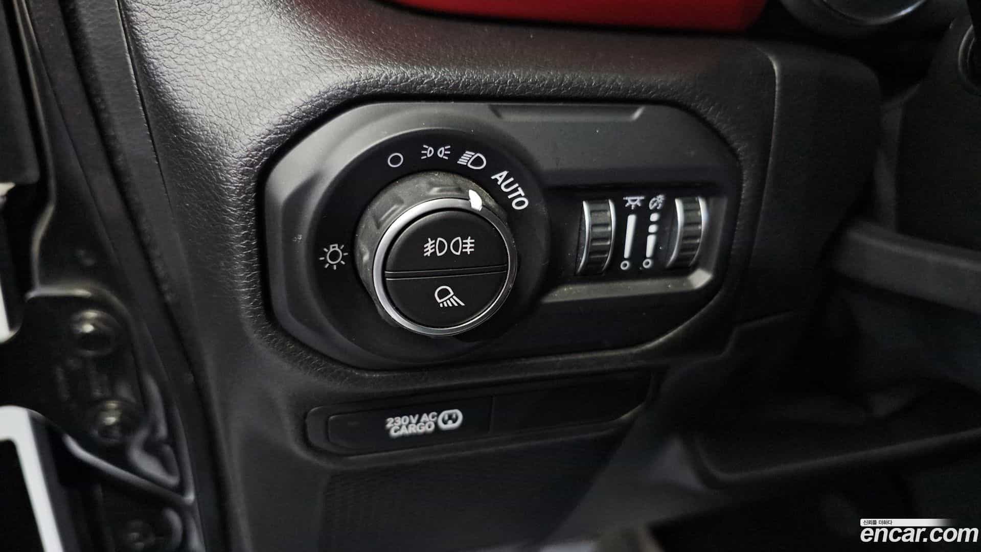 Gladiator Jeep 2021.2-OPTION-018