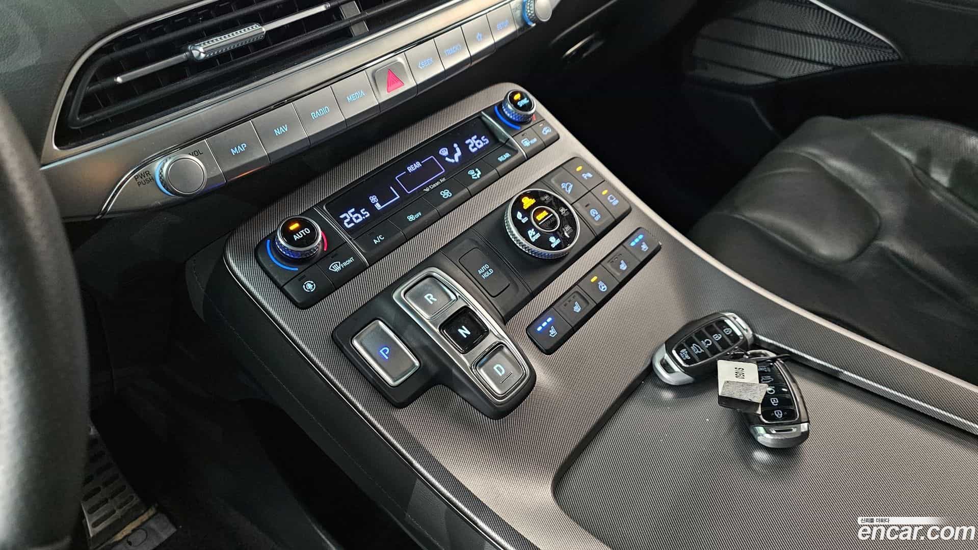 Palisade Hyundai 2021.1-INNER-009