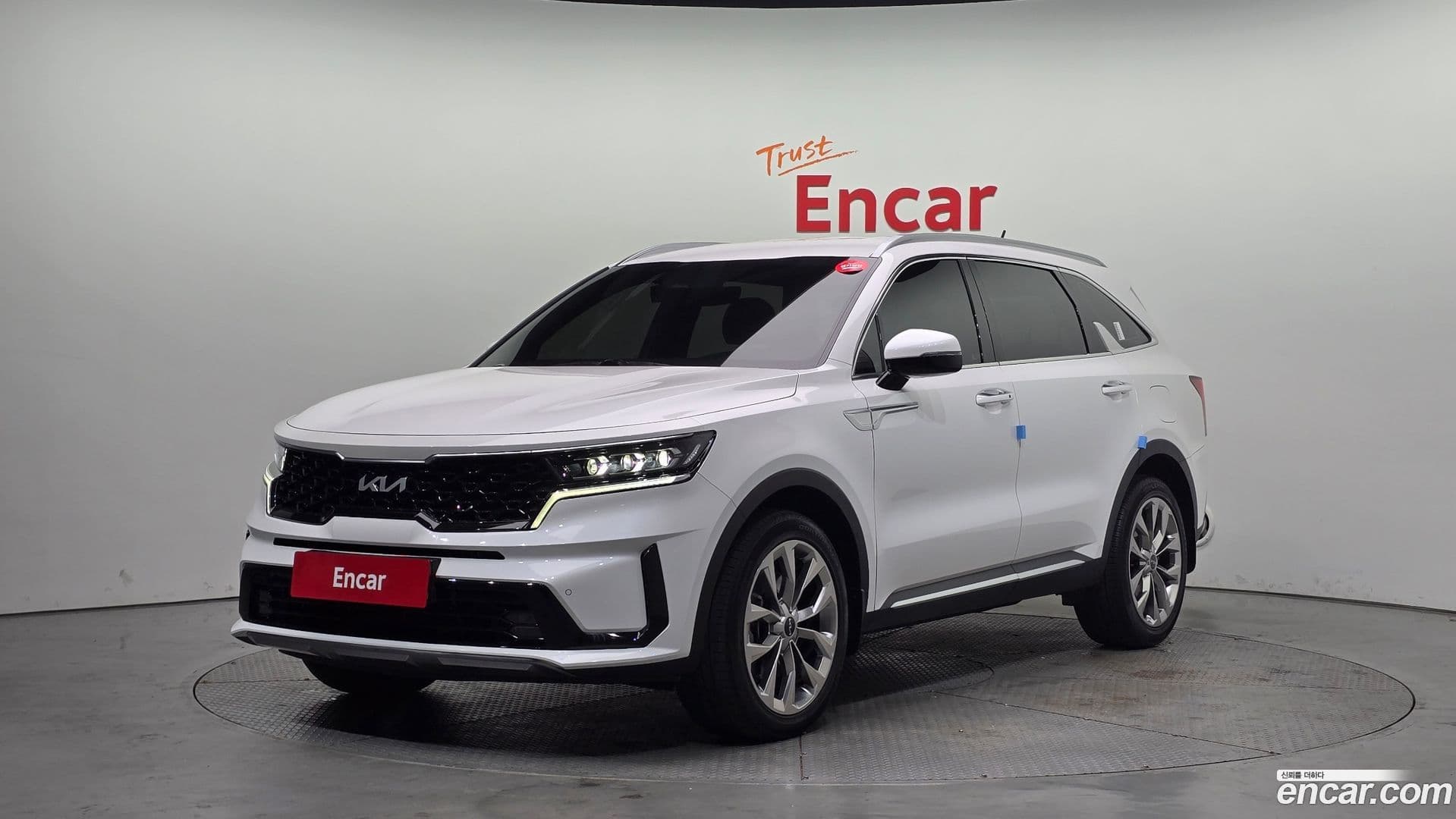 Main__Slider__Photo:Sorento Kia 2023.6-0