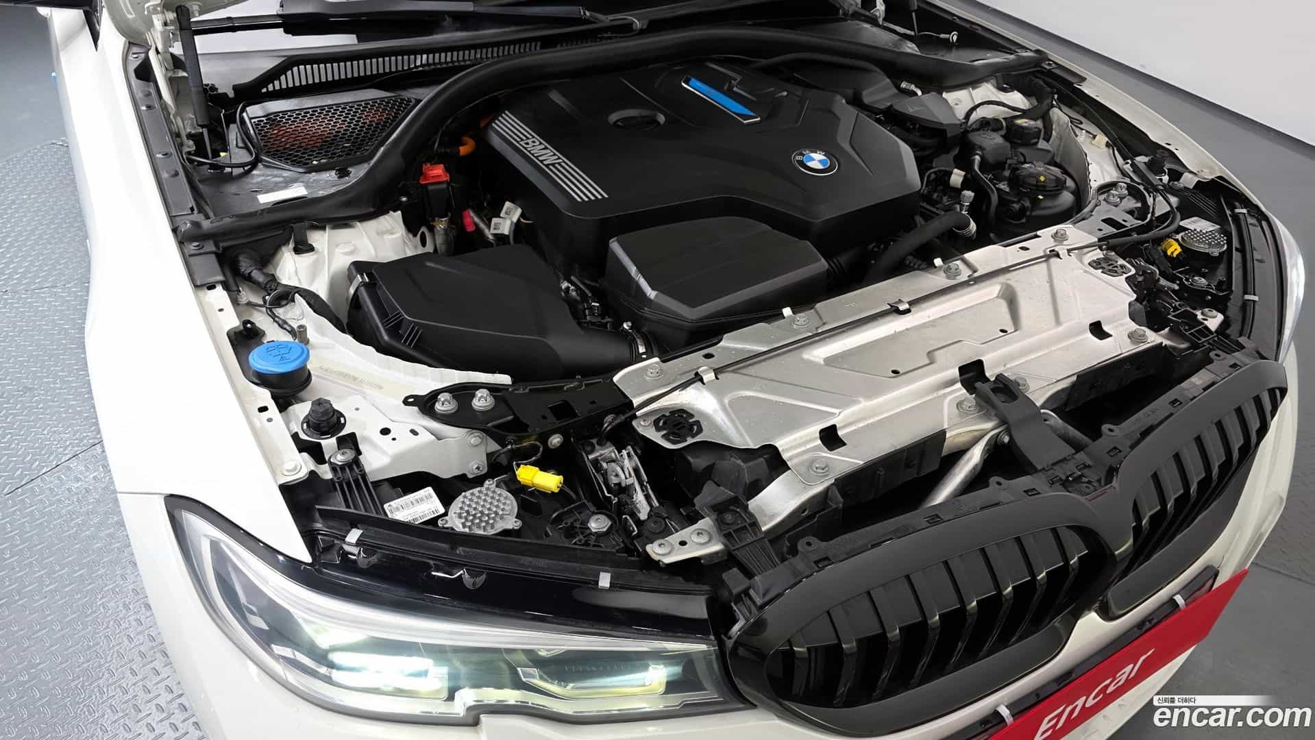 3-Series BMW 2022.2-INNER-006