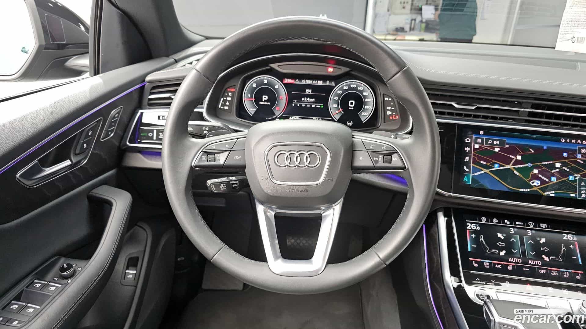 Q8 Audi 2023.10-OPTION-017