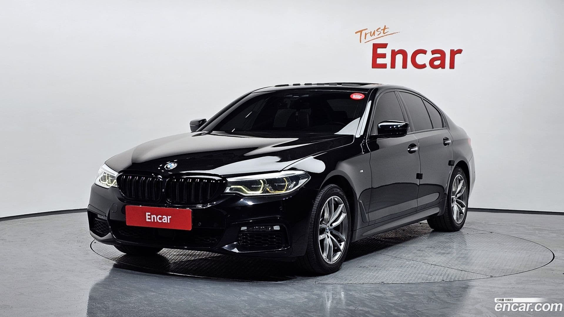 Main__Slider__Photo:5-Series BMW 2017.7-0