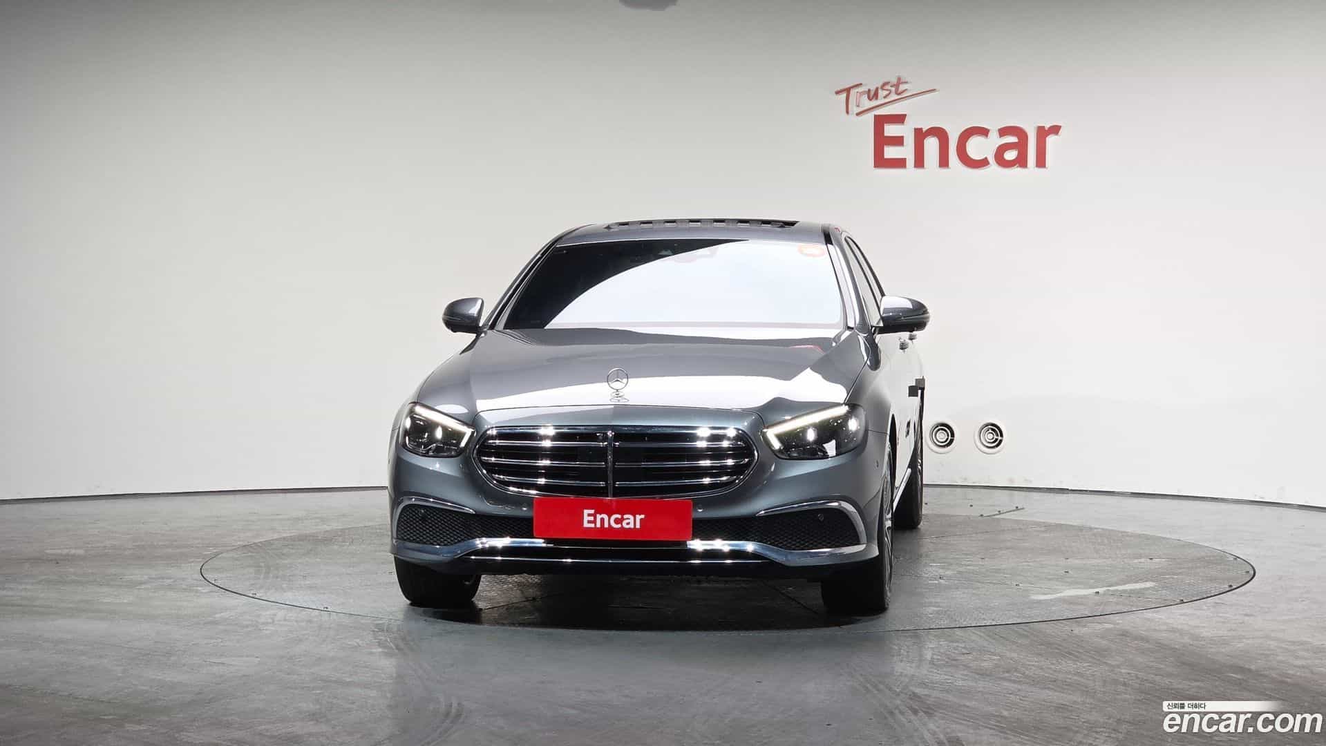 E-Class Mercedes-Benz 2023.0-OUTER-003