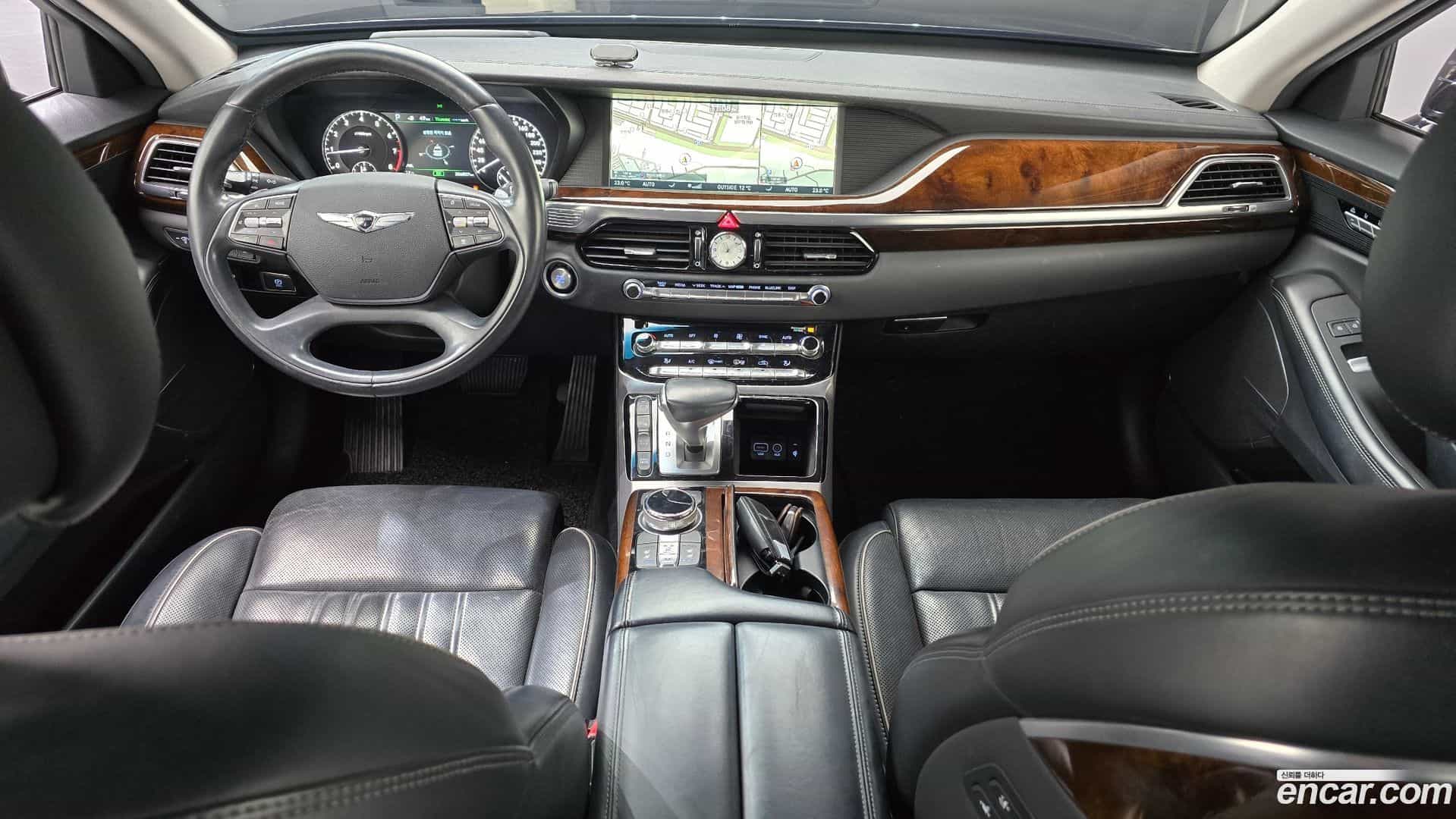 EQ900 Genesis 2016.4-INNER-007