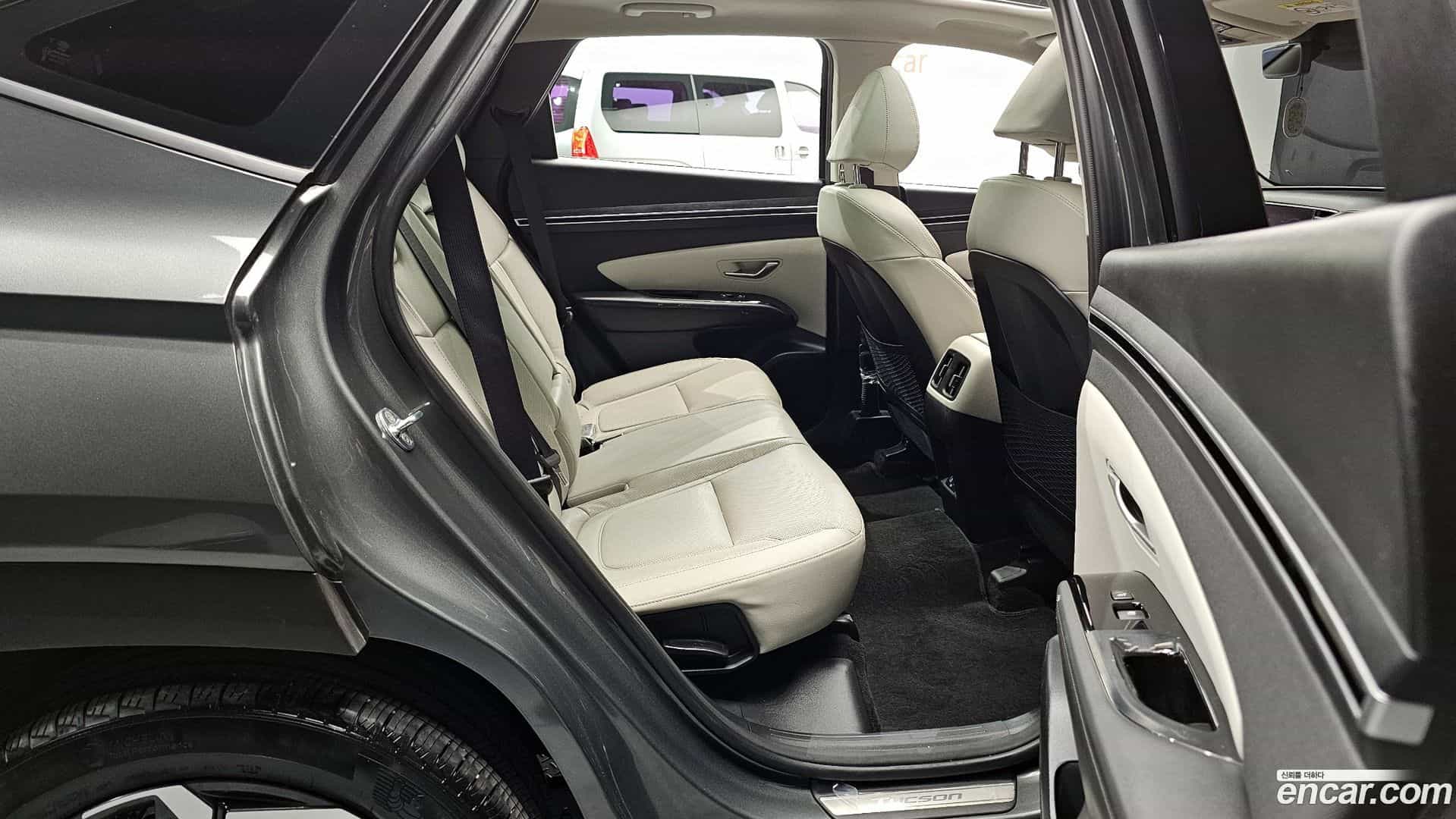Tucson Hyundai 2022.8-OPTION-016