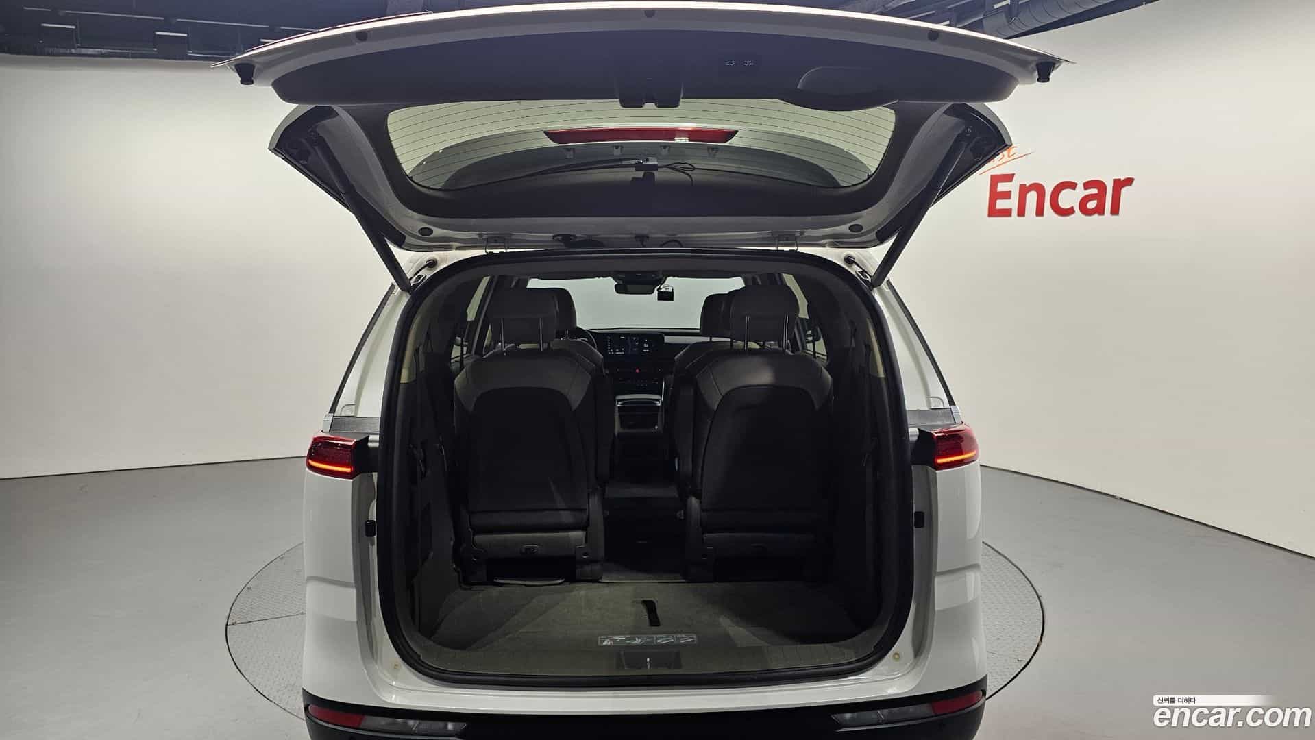 Canival Kia 2021.3-OPTION-024