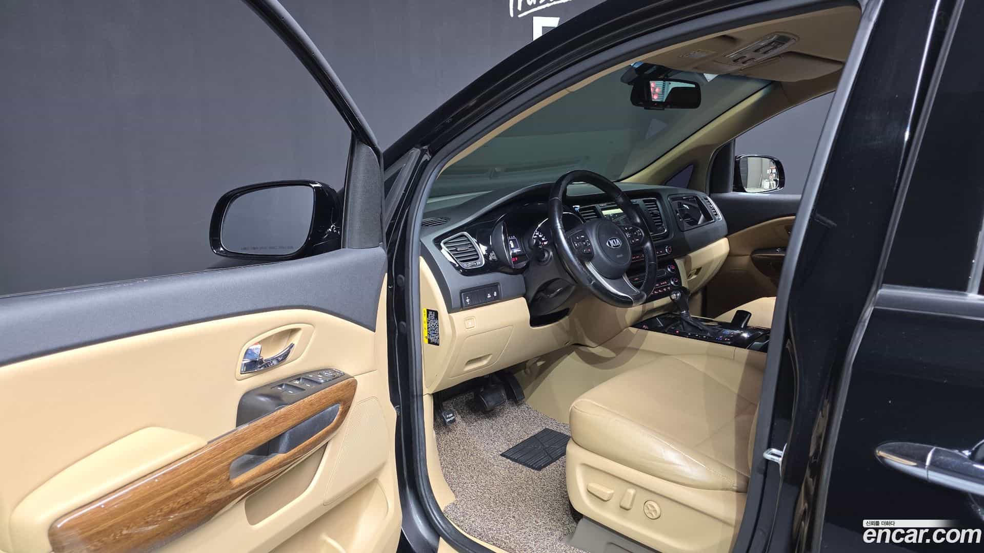 Canival Kia 2016.1-OPTION-015