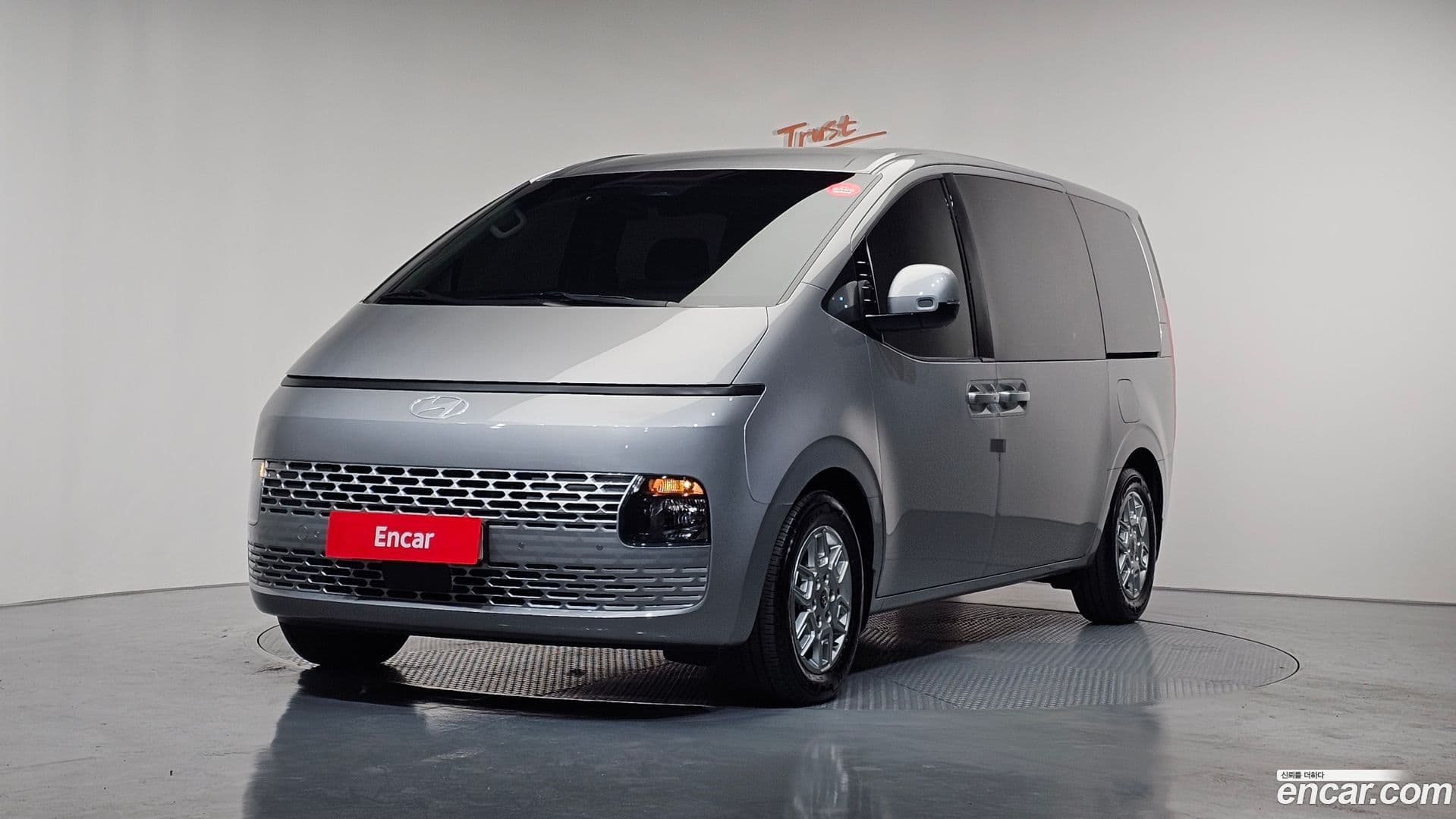 Main__Slider__Photo:Staria Hyundai 2025.0-0