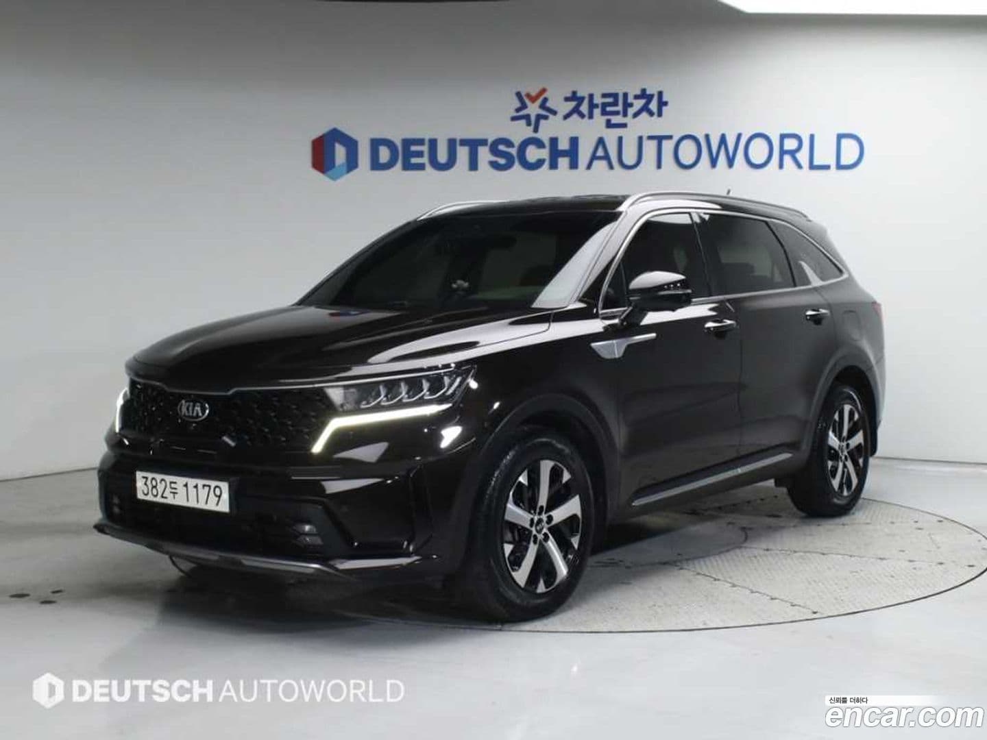 Main__Slider__Photo:Sorento Kia 2020.10-0