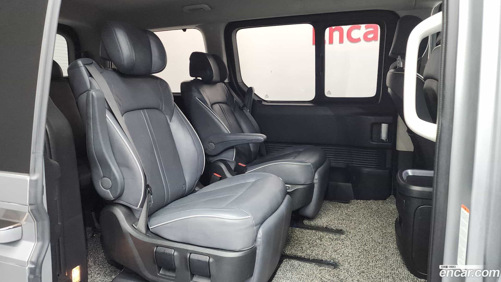 Staria Hyundai 2021.9-OPTION-016