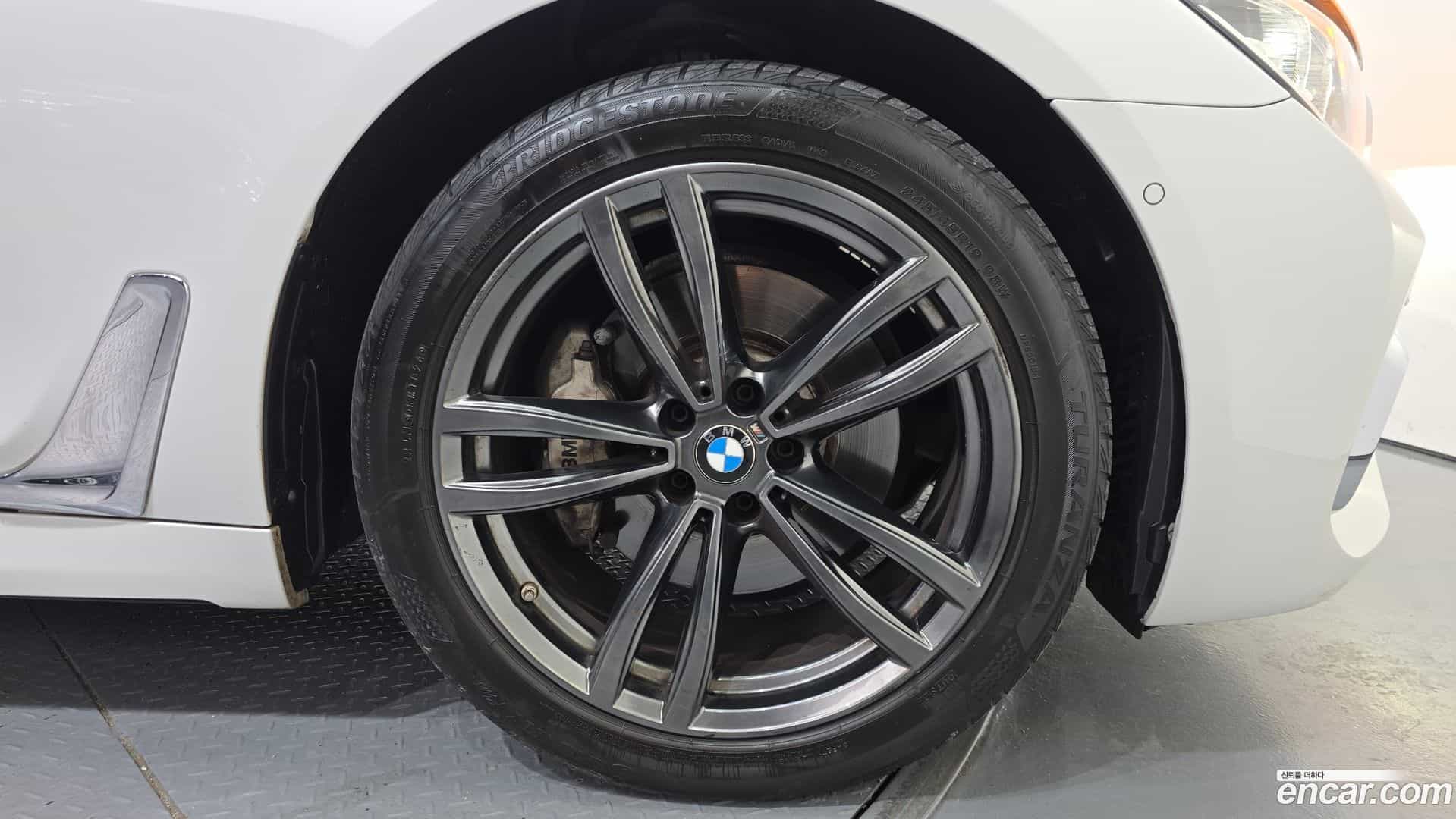 7-Series BMW 2018.1-OUTER-005