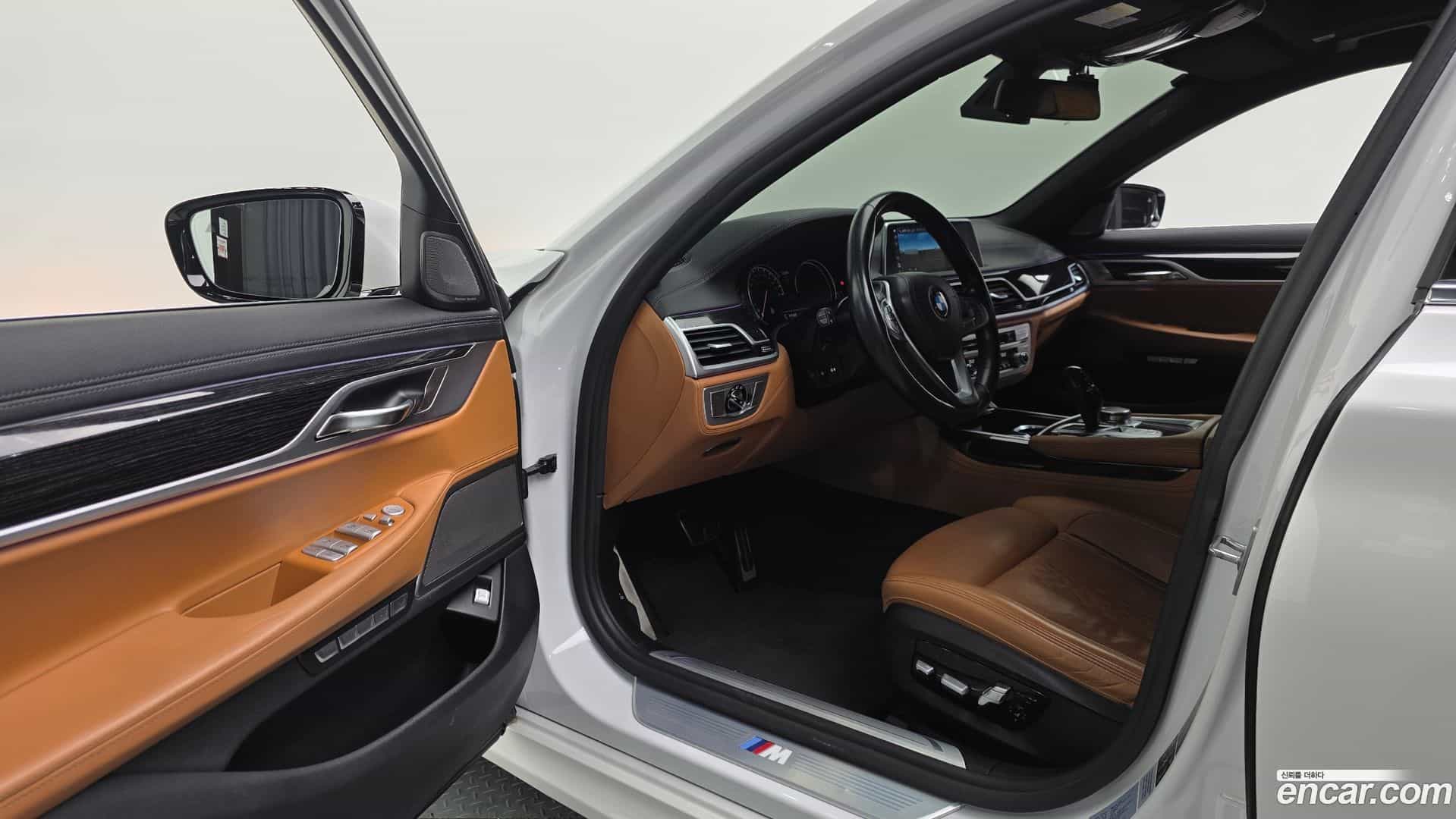 7-Series BMW 2018.1-OPTION-017