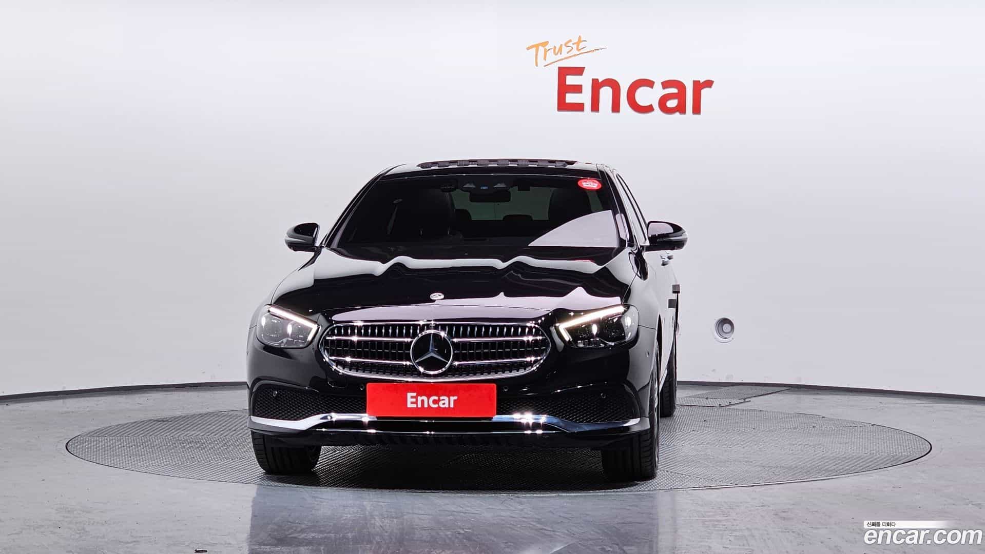 E-Class Mercedes-Benz 2021.11-OUTER-003