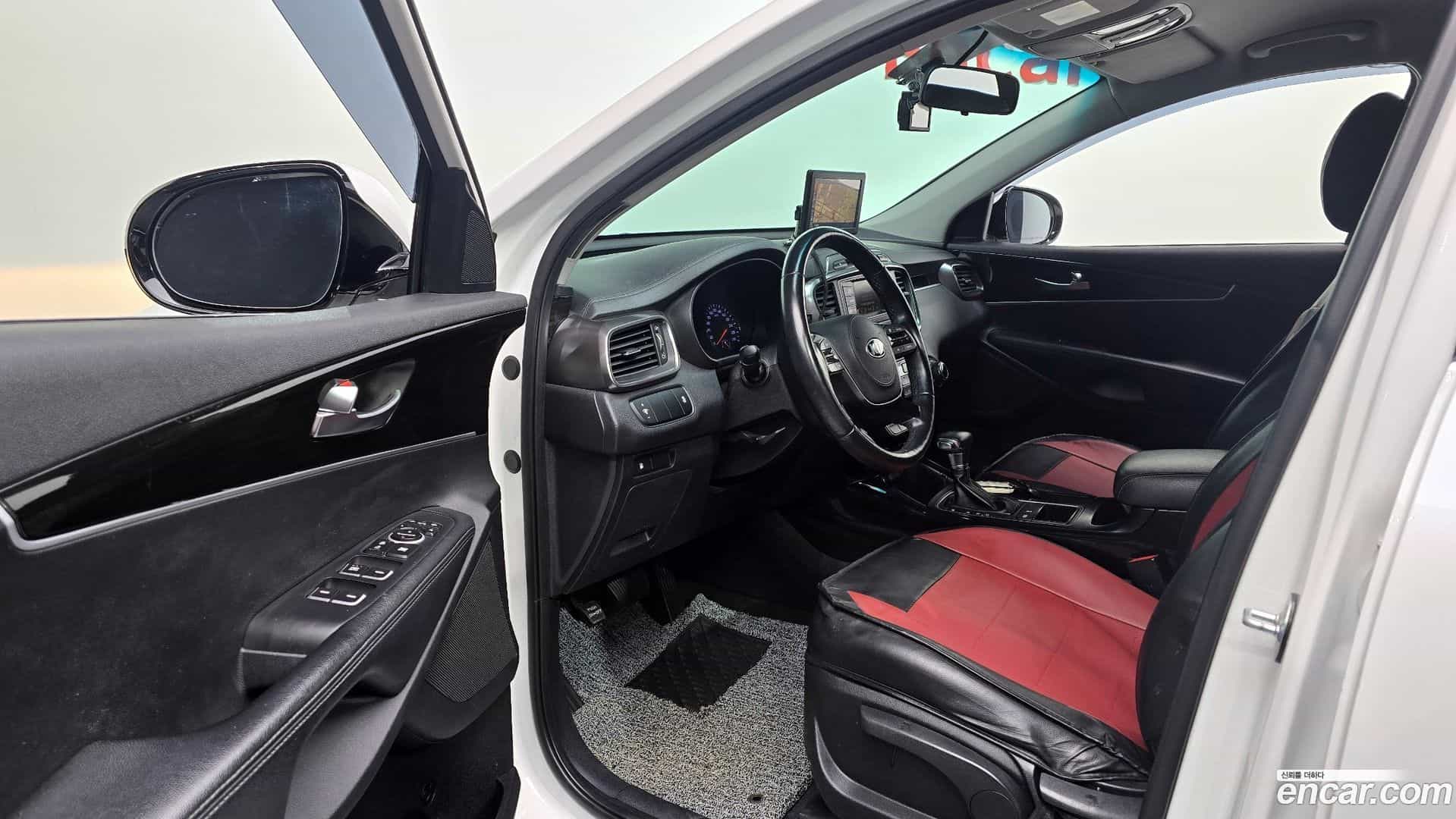 Sorento Kia 2018.1-OPTION-015