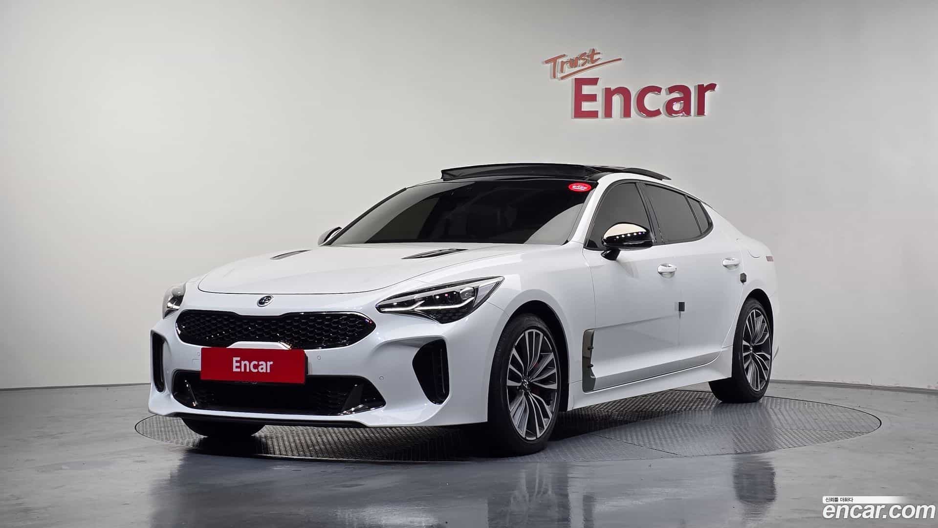 Stinger Kia 2018.0-OUTER-001