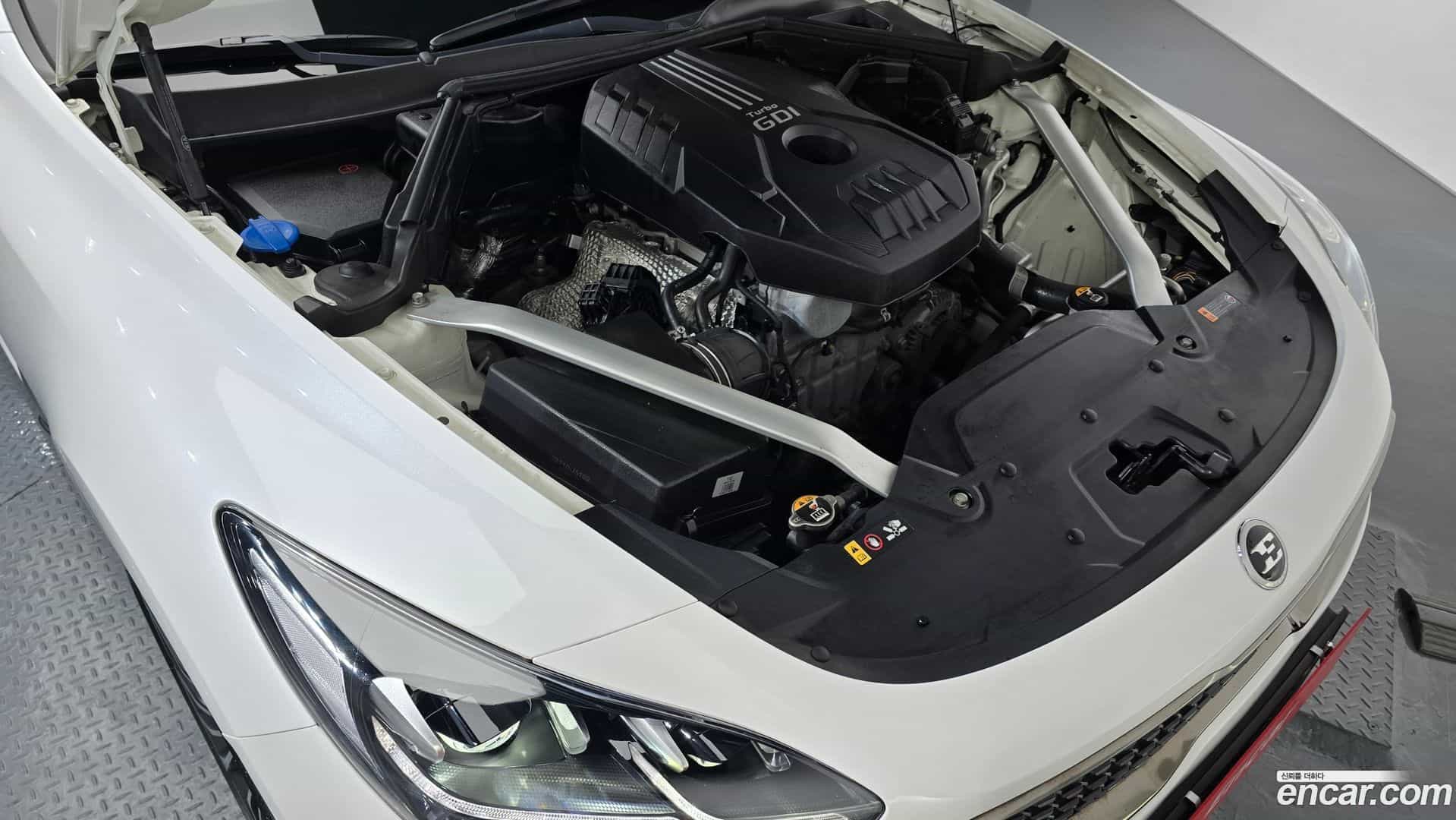 Stinger Kia 2018.0-INNER-006
