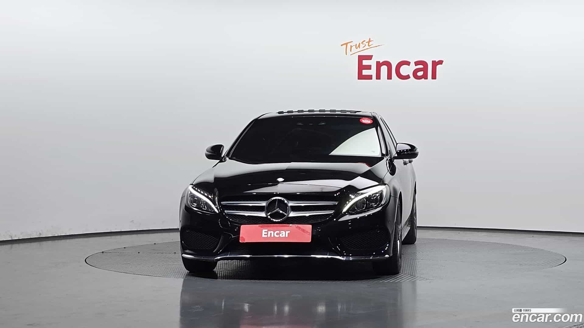 C-Class Mercedes-Benz 2017.0-OUTER-003