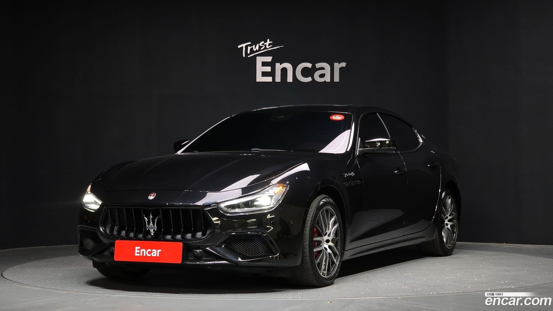 Main__Slider__Photo:Ghibli Maserati 2018.4-0