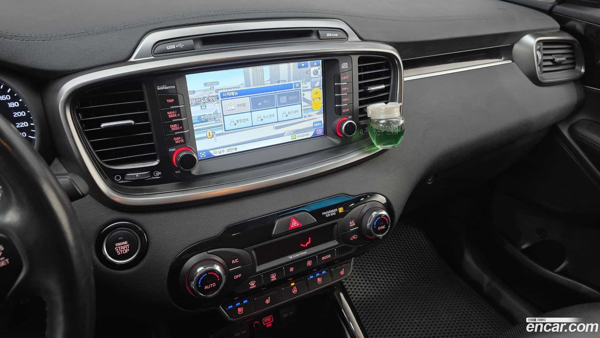 Sorento Kia 2016.5-OPTION-018
