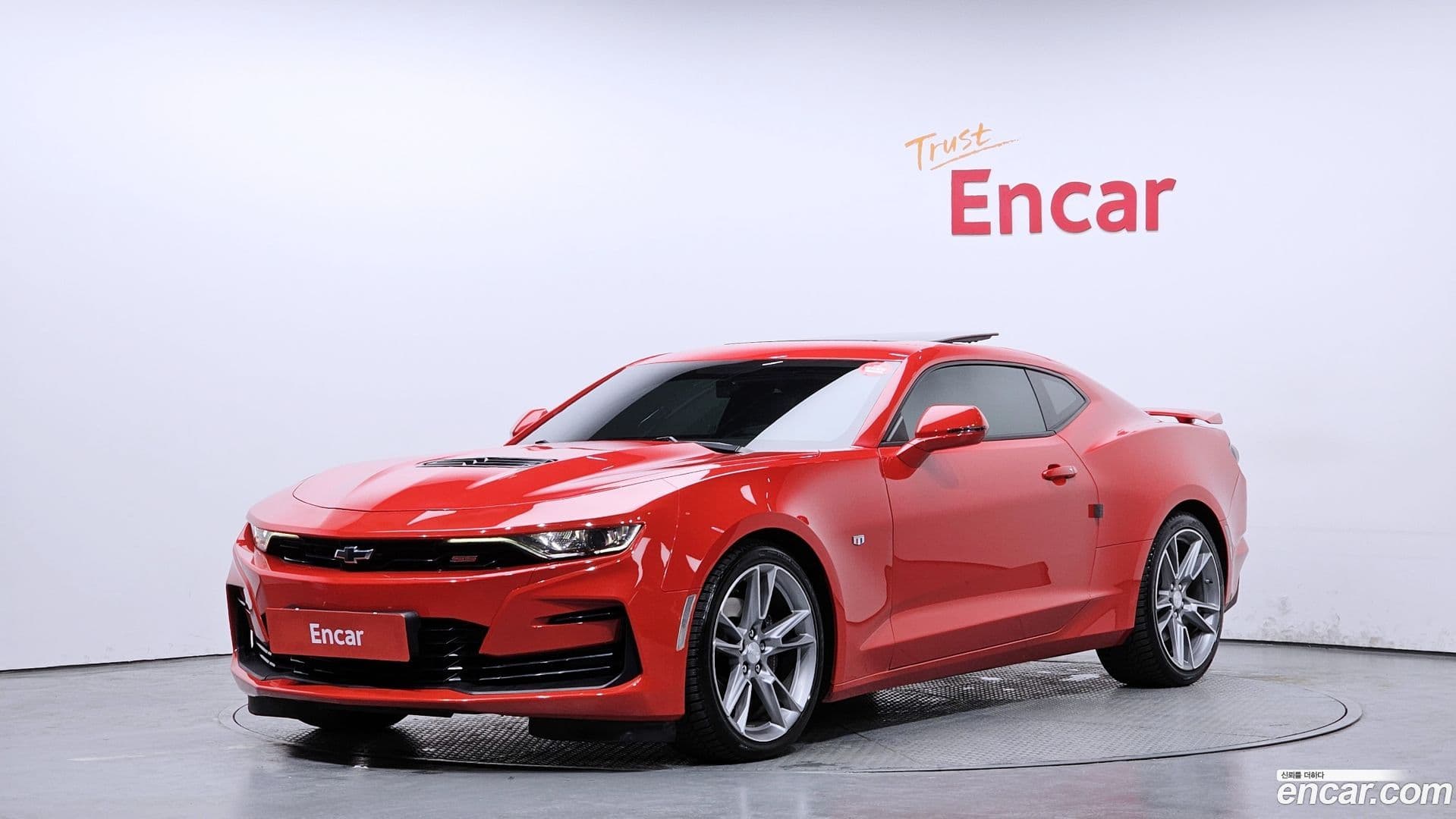 Main__Slider__Photo:Camaro Chevrolet 2021.10-0