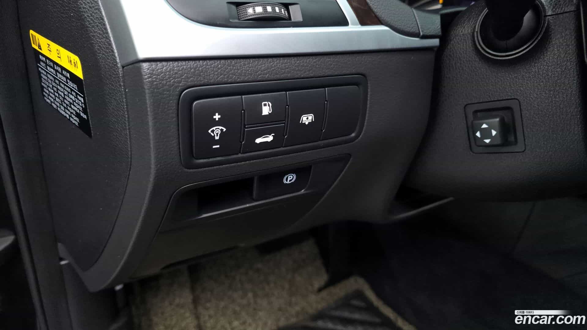 Genesis Hyundai 2014.9-OPTION-017