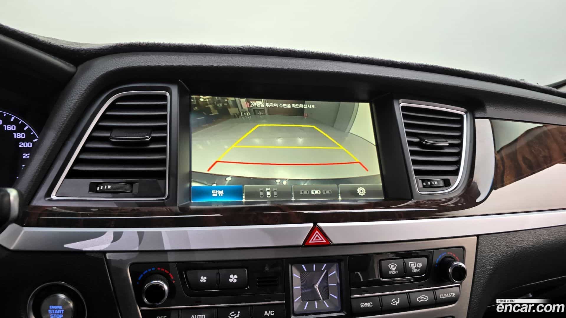 Genesis Hyundai 2014.9-OPTION-020