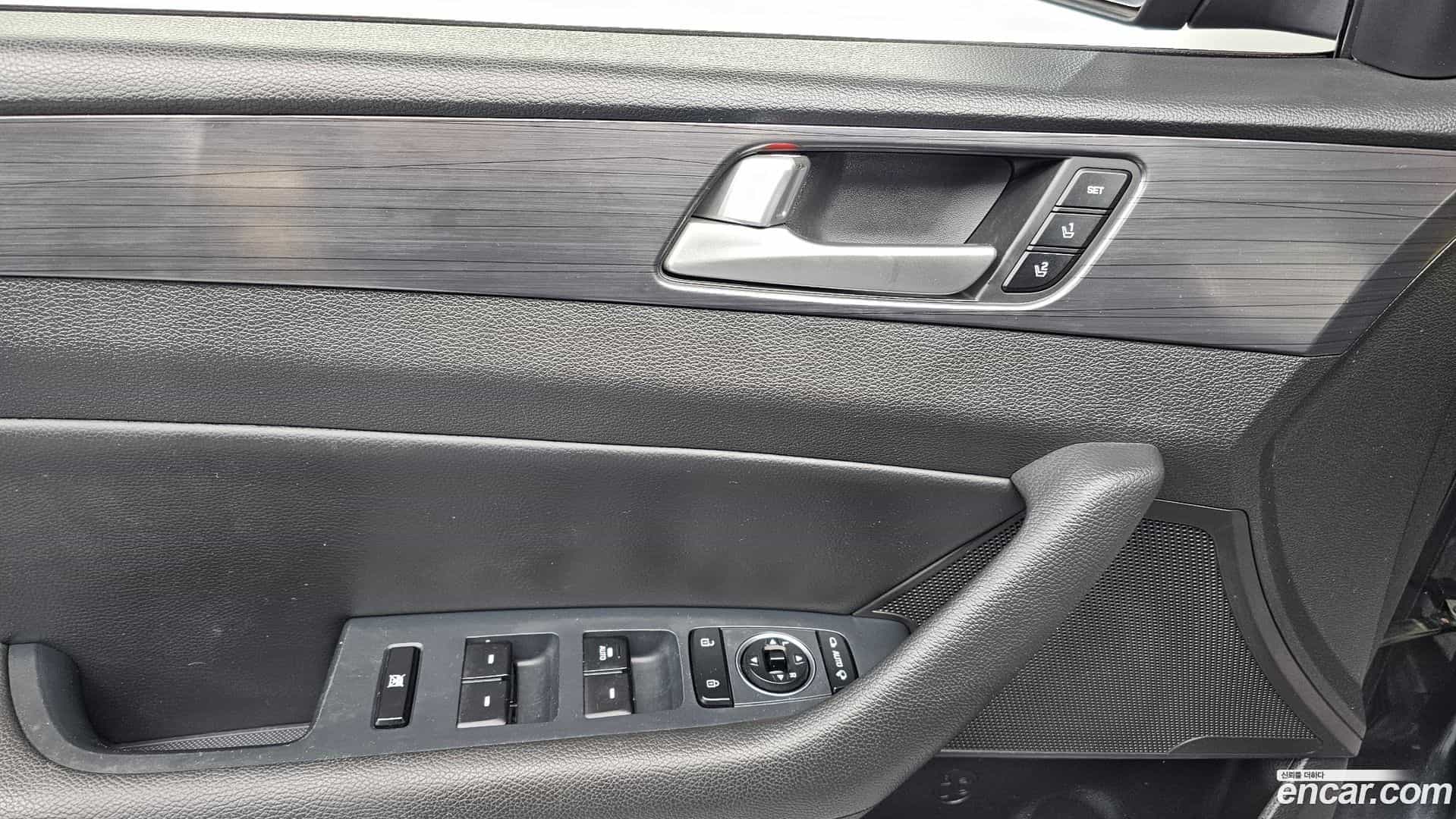Sonata Hyundai 2017.5-OPTION-017