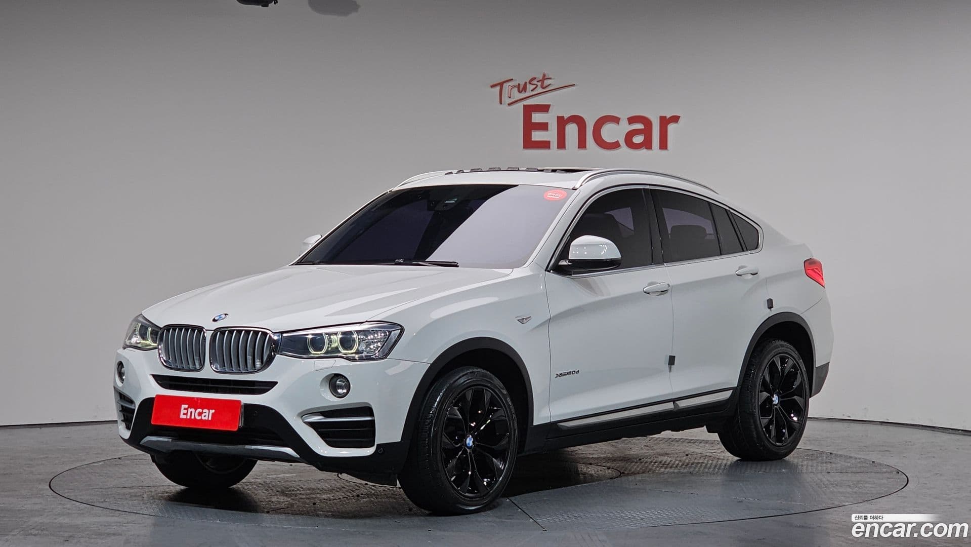 Main__Slider__Photo:X4 BMW 2015.8-0