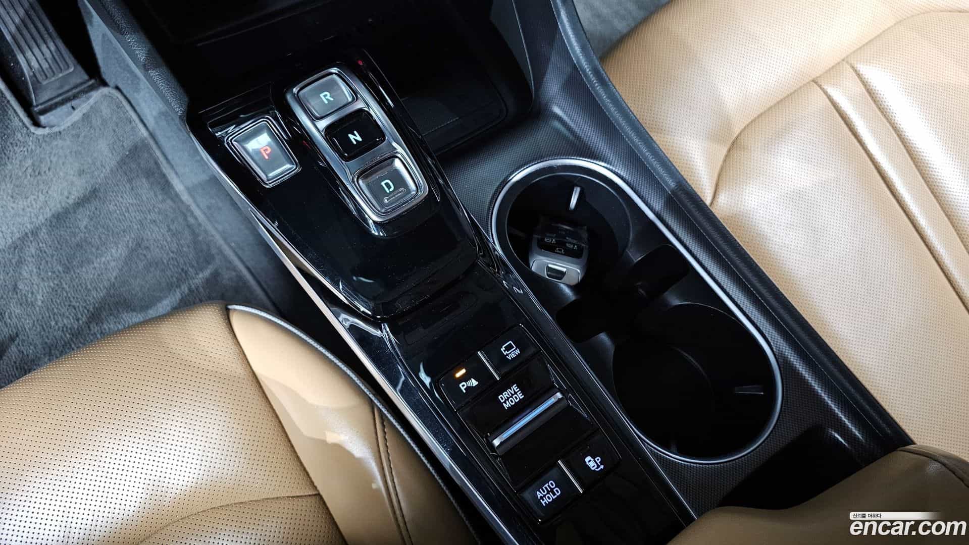 Sonata Hyundai 2019.3-INNER-009