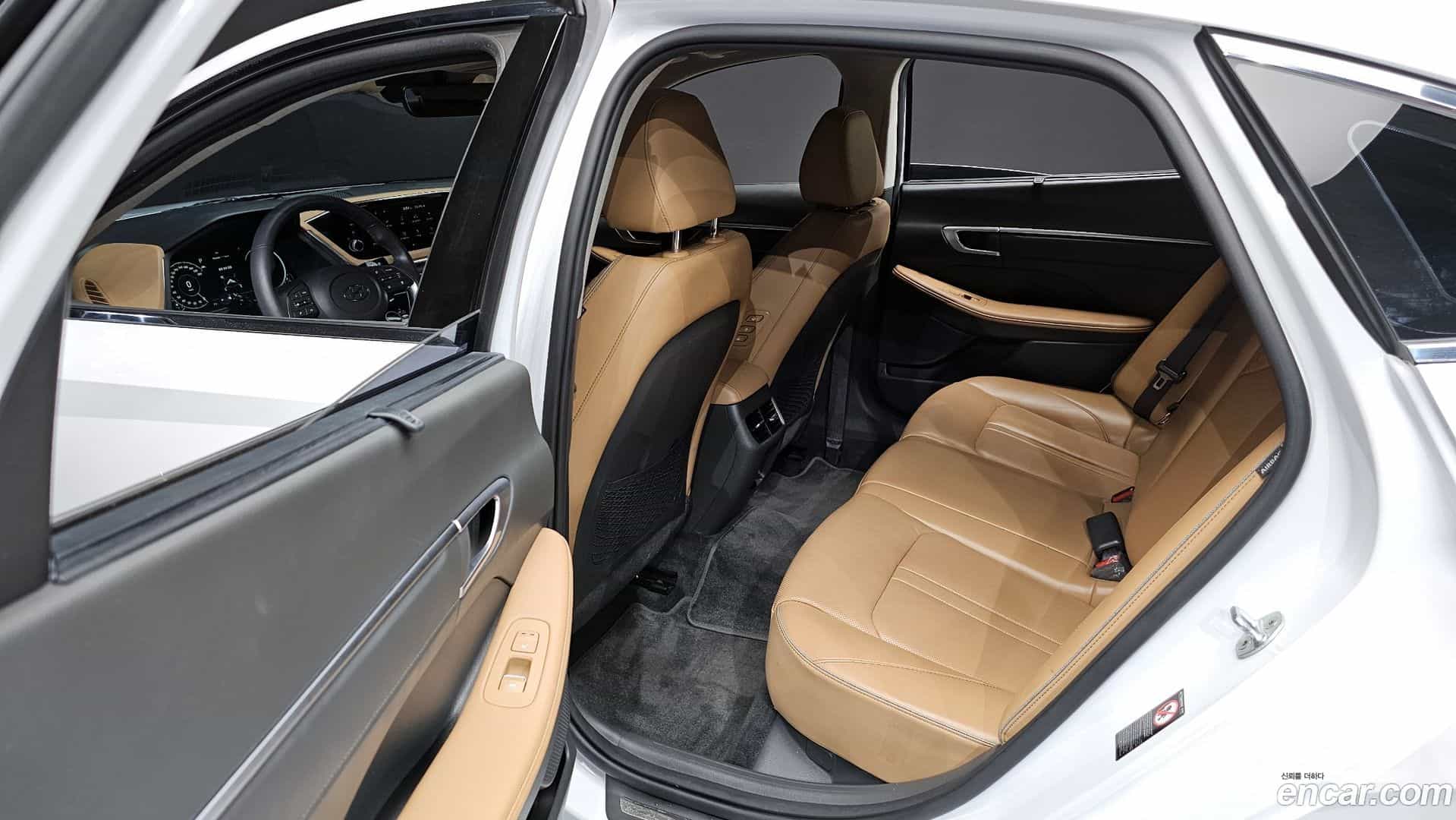 Sonata Hyundai 2019.3-OPTION-015