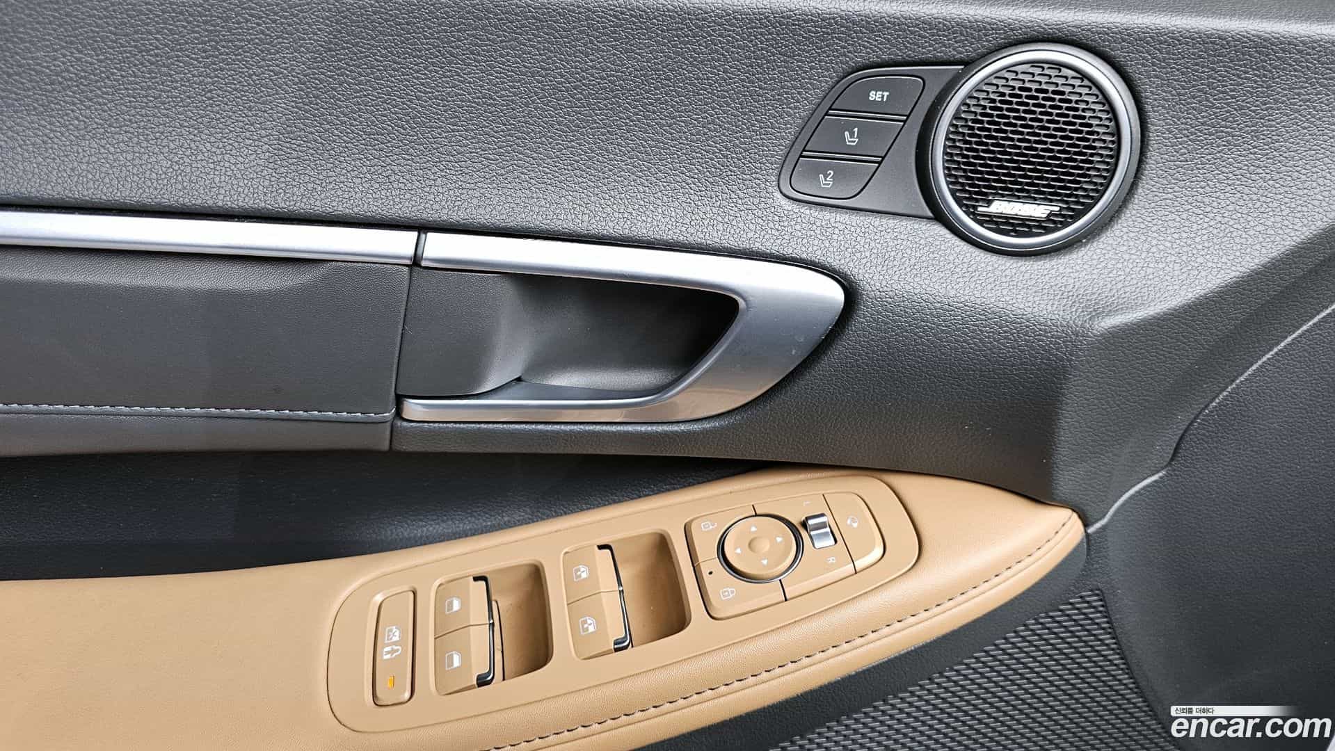 Sonata Hyundai 2019.3-OPTION-016