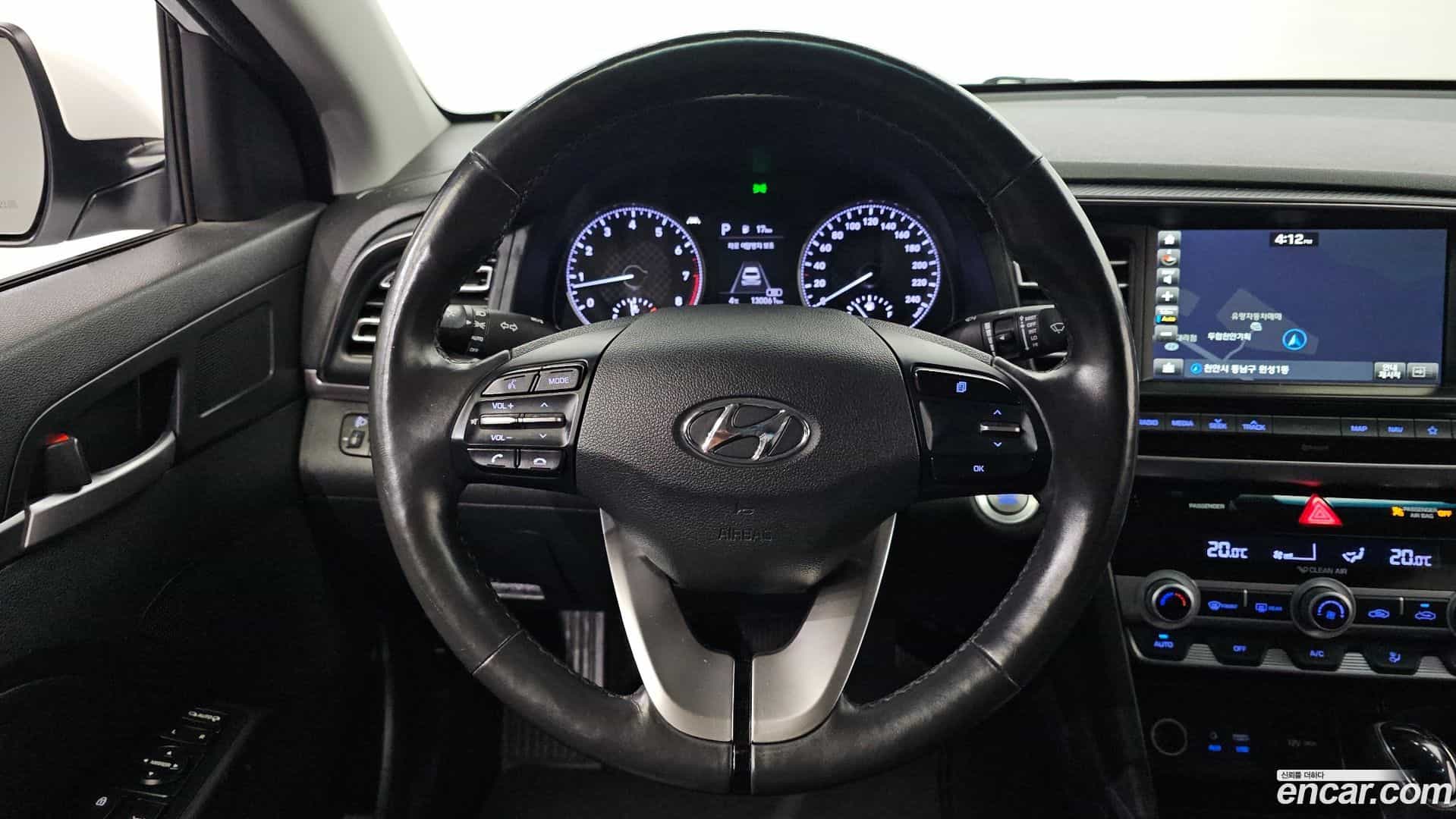 AVANTE Hyundai 2019.4-OPTION-020