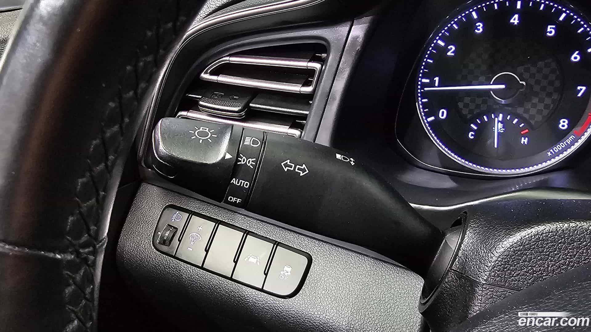 AVANTE Hyundai 2019.4-OPTION-021