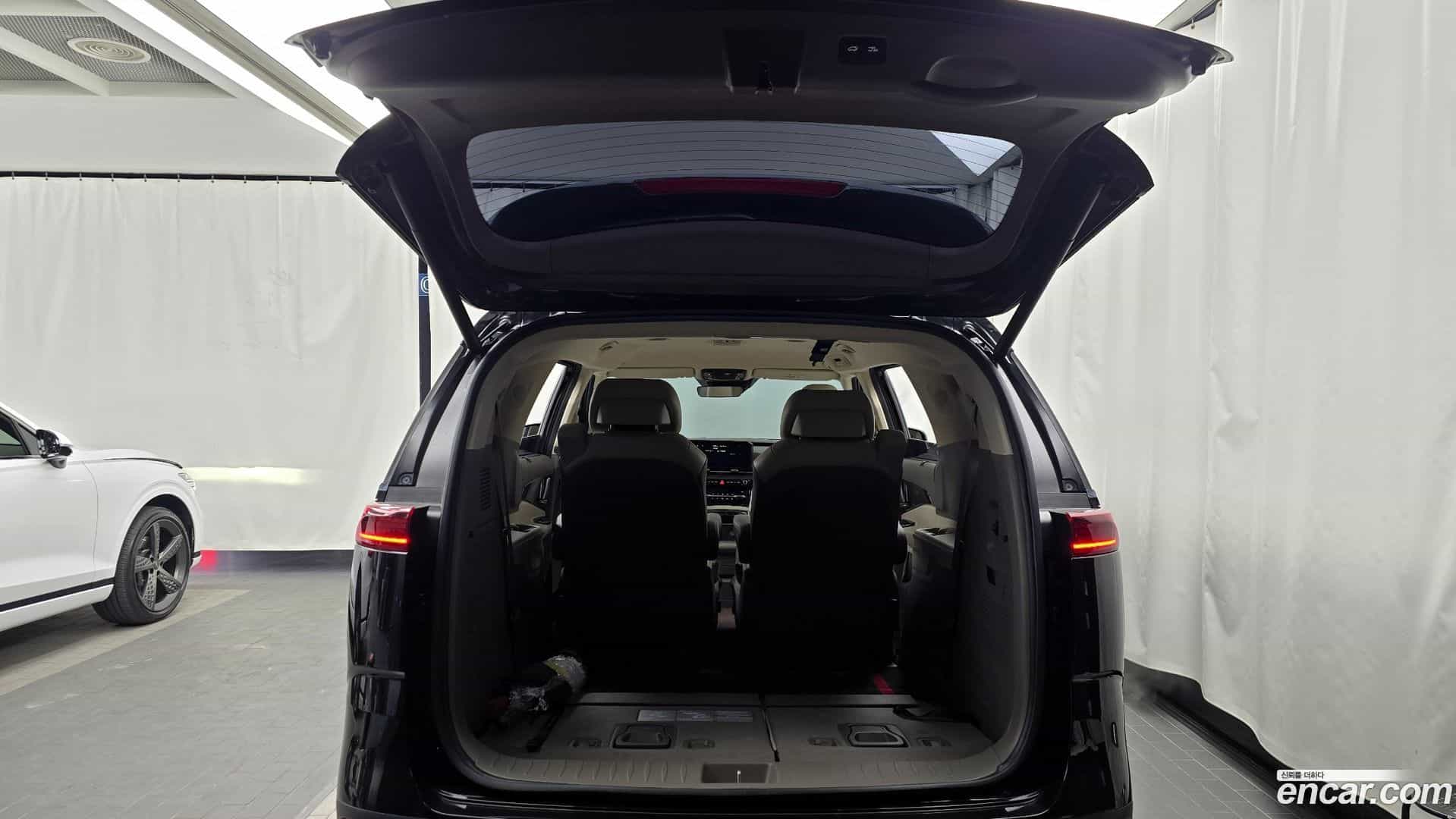 Canival Kia 2021.4-OPTION-024