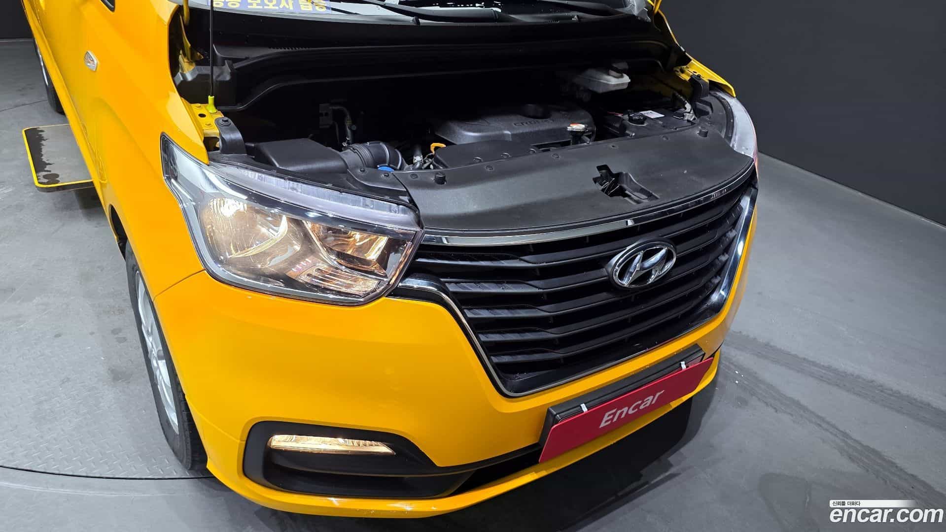 Starex Hyundai 2018.9-INNER-006