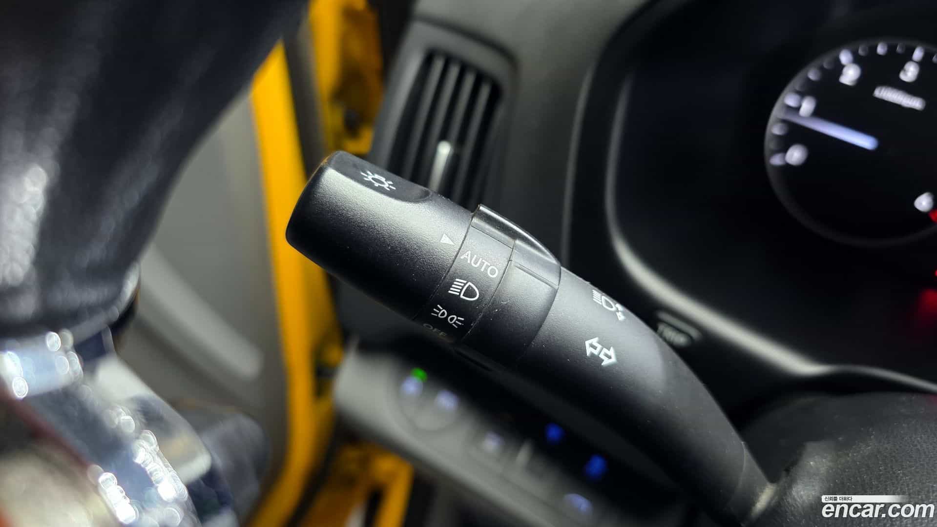Starex Hyundai 2018.9-OPTION-020